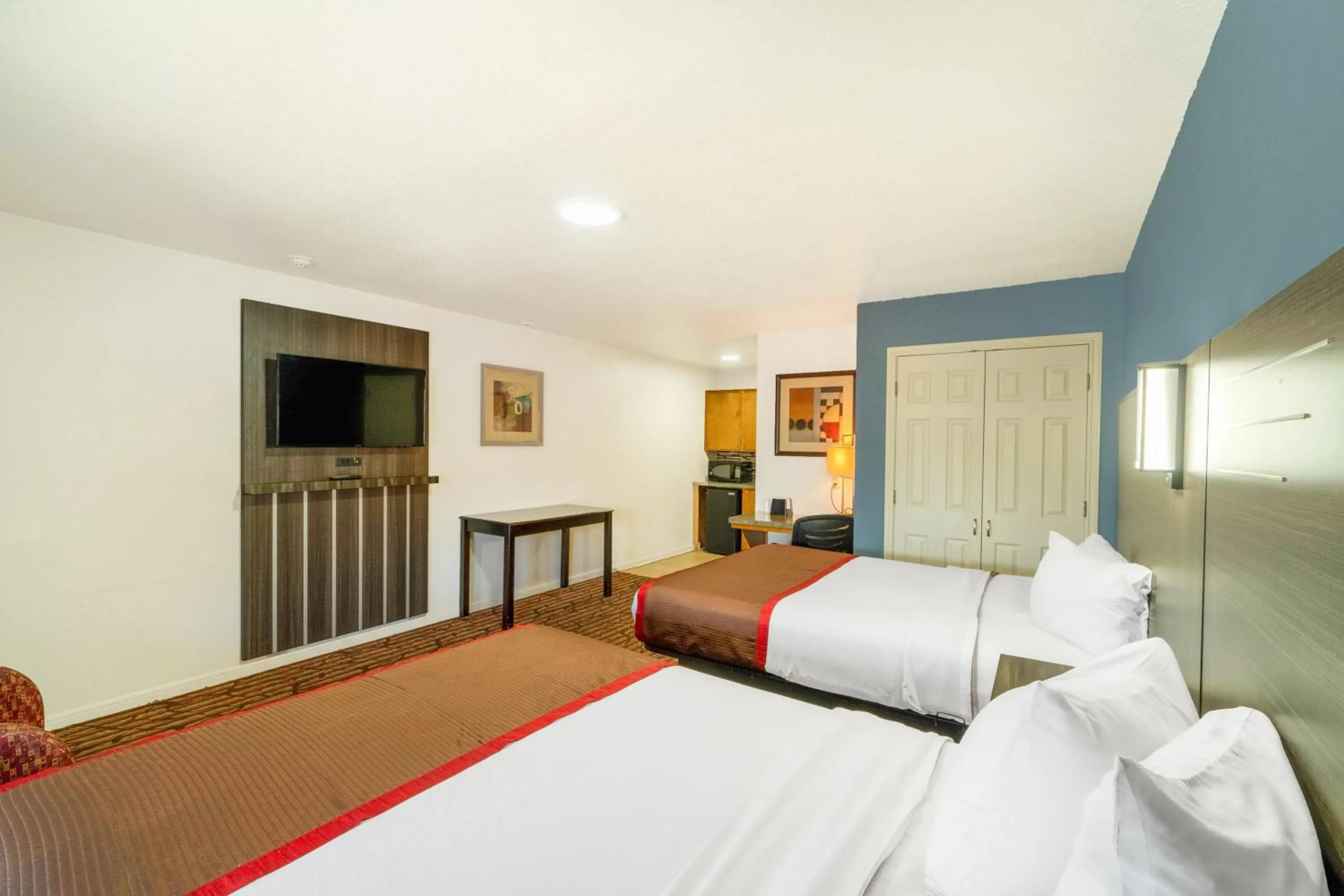 Bedroom in High Five Inn By OYO Killeen