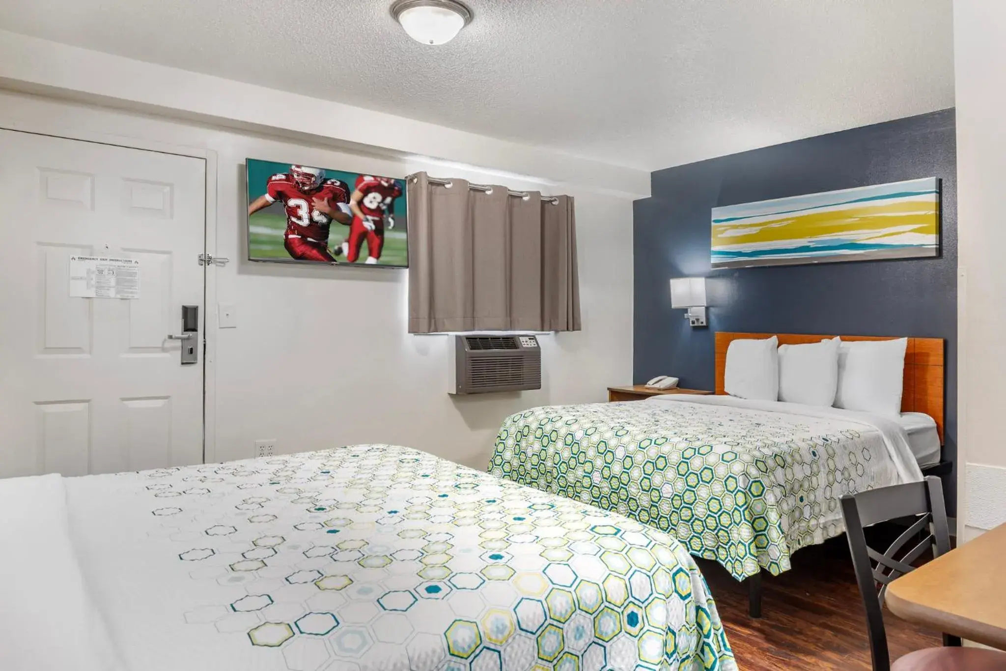 Studio Room with Two Queen Beds Disability Access Non-Smoking in HomeTowne Studios by Red Roof Louisville Studio Room with Two Queen Beds Disability Access Non-Smoking in HomeTowne Studios by Red Roof Louisville