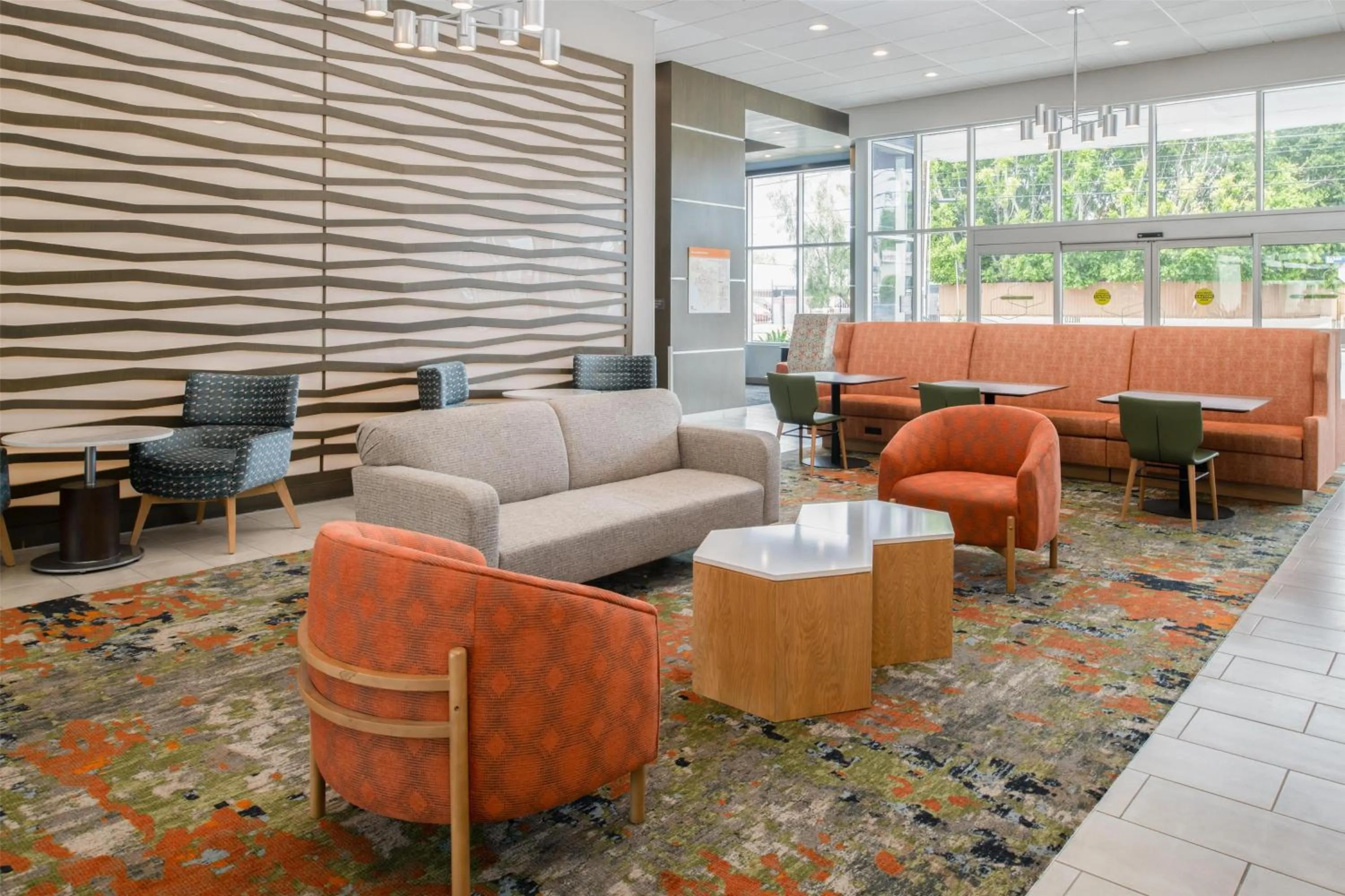 Lobby or reception in Hampton Inn by Hilton North Hollywood