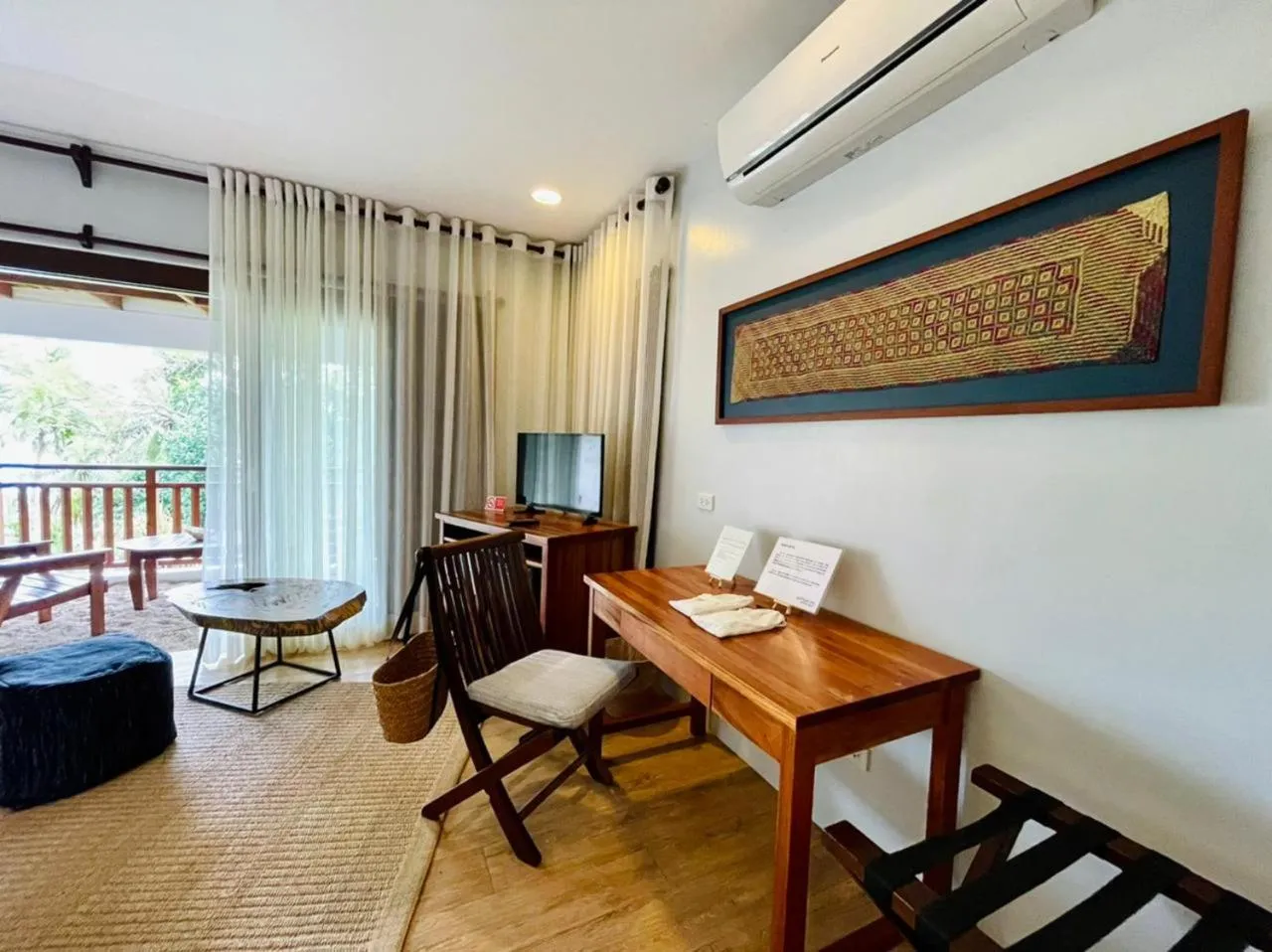 Seating area in Amun Ini Beach Resort & Spa