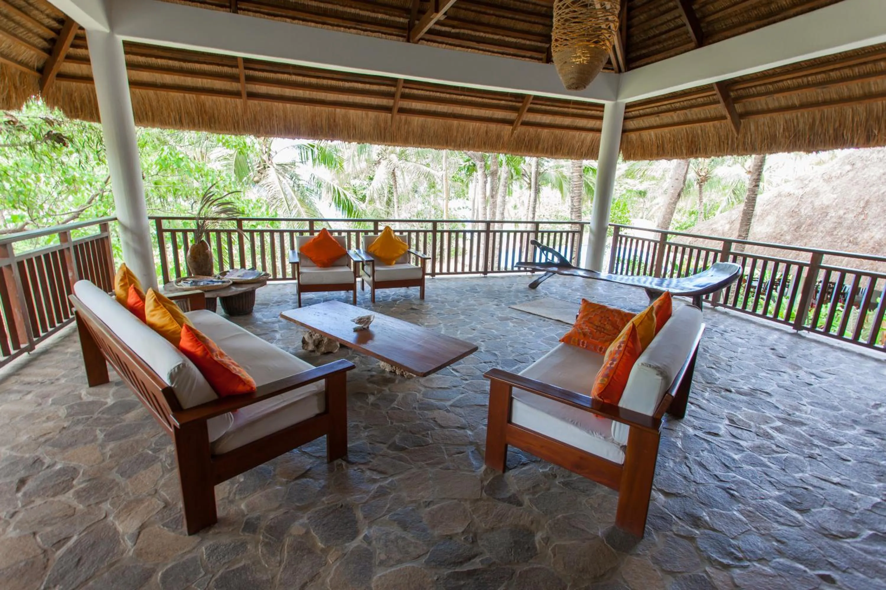 Lobby or reception in Amun Ini Beach Resort & Spa