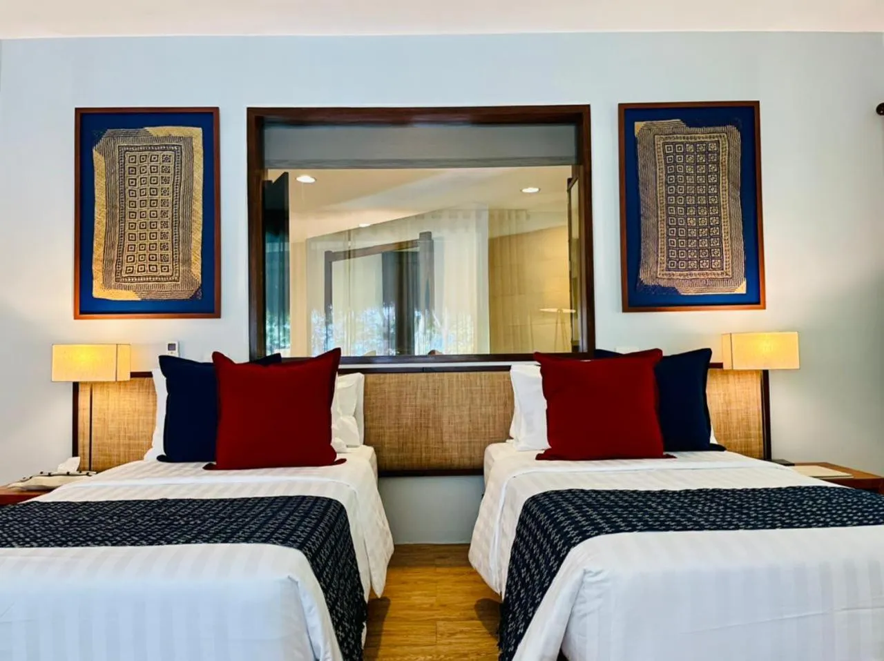 Bed in Amun Ini Beach Resort & Spa