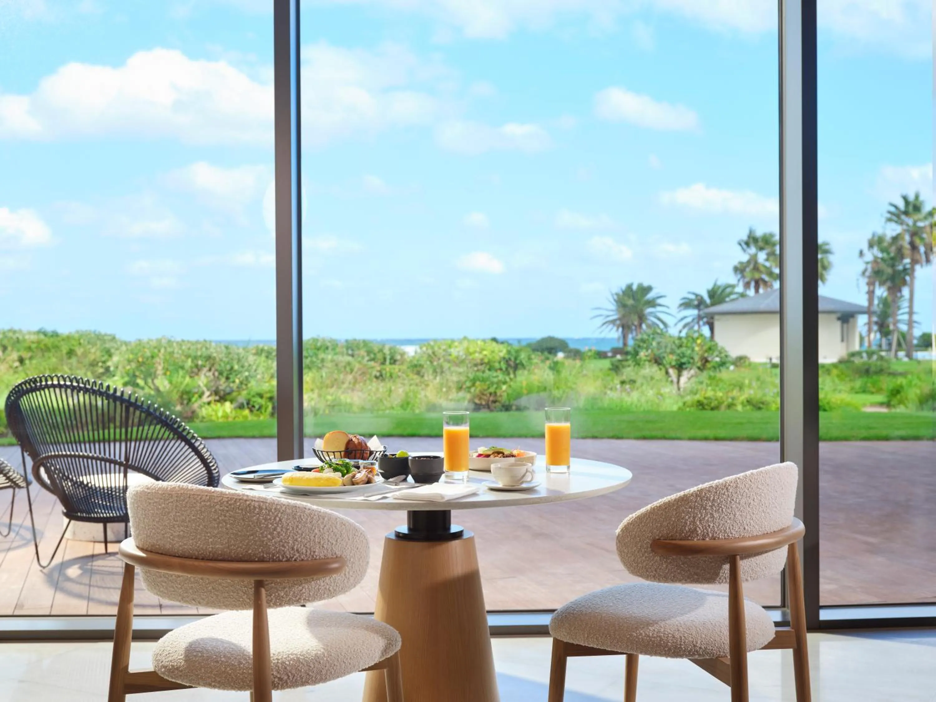 Food and drinks in Haevichi Hotel & Resort Jeju