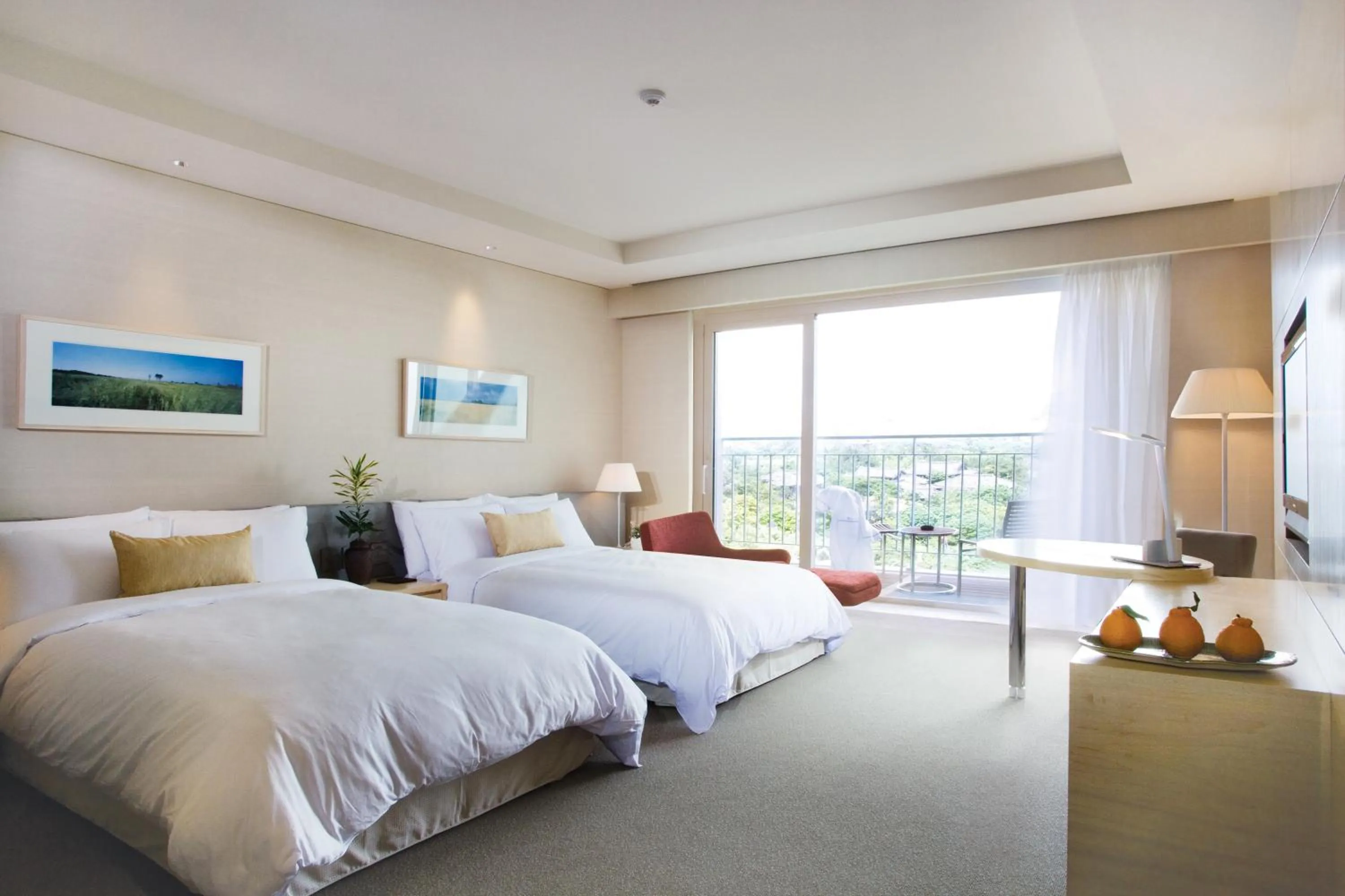 Bedroom, Bed in Haevichi Hotel & Resort Jeju