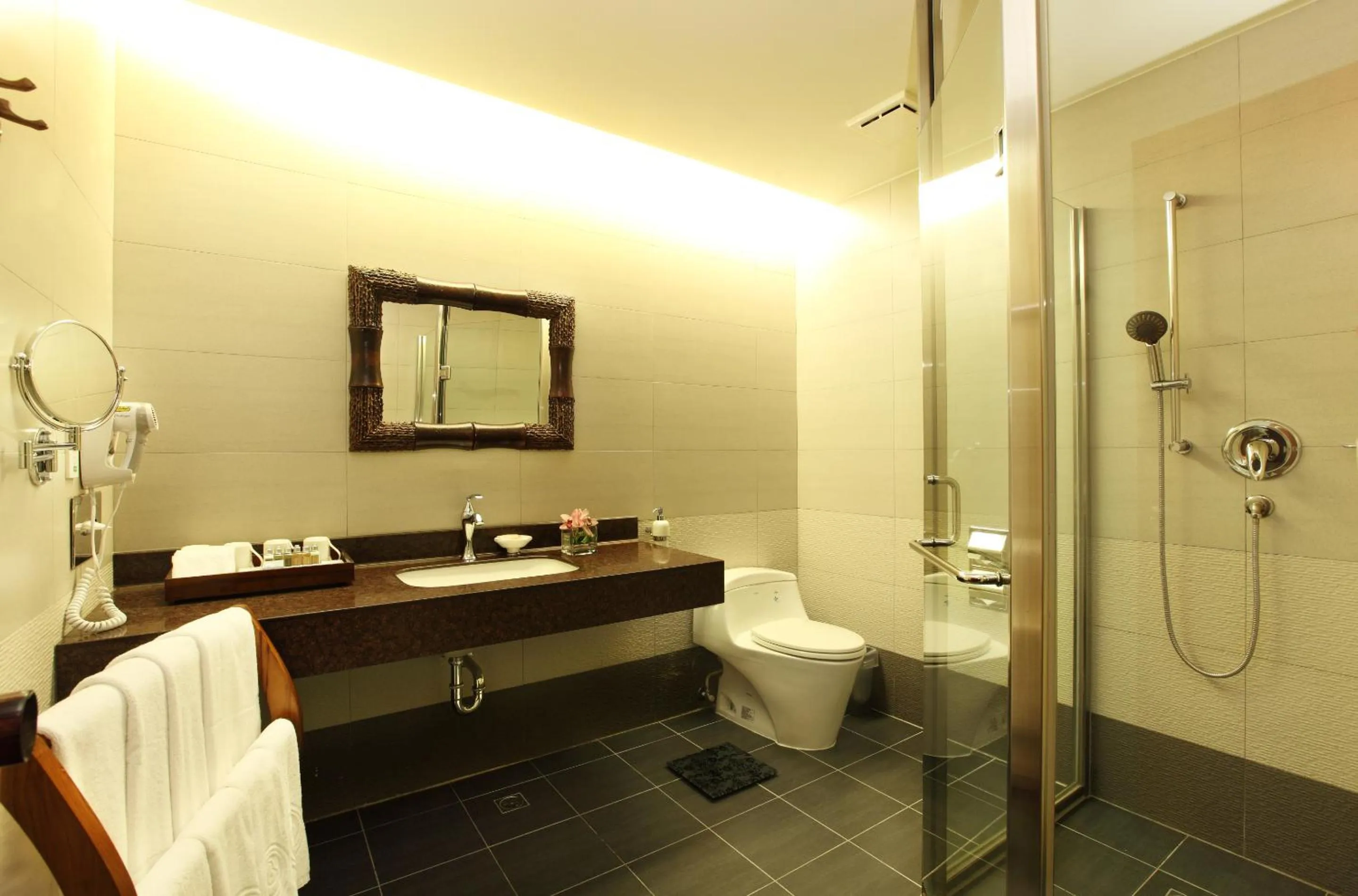 Bathroom in Howard Villa