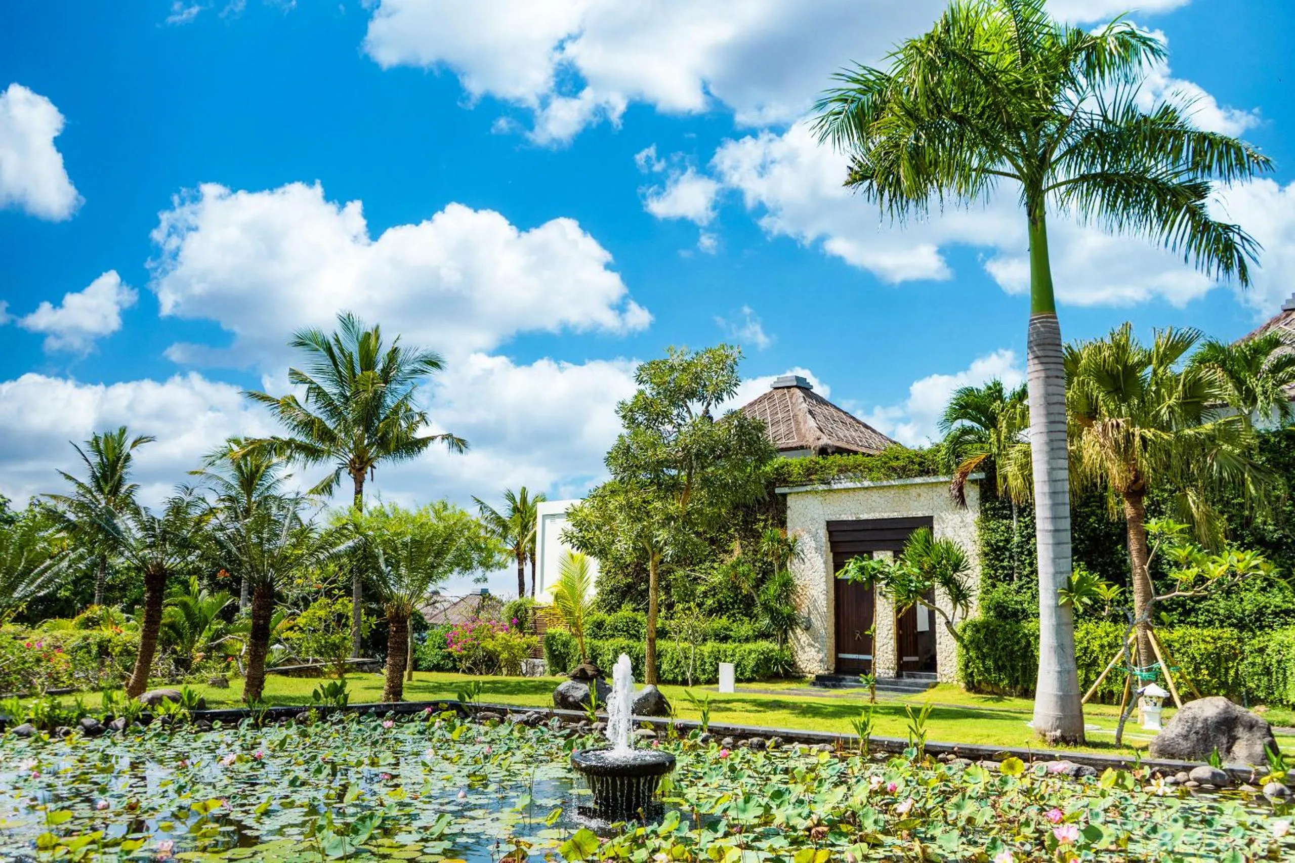 Facade/entrance in Samabe Bali Suites & Villas