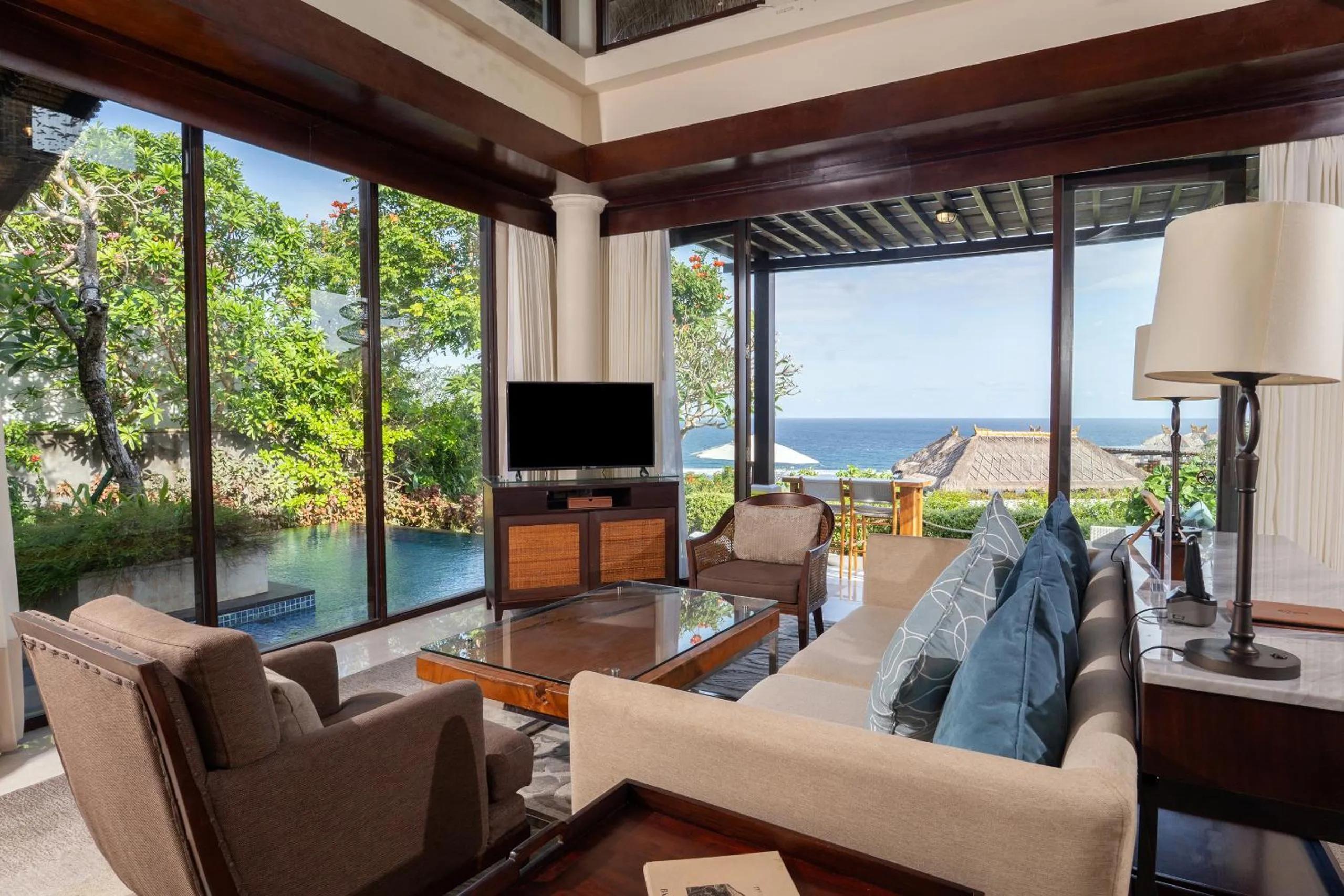 Living room in Samabe Bali Suites & Villas