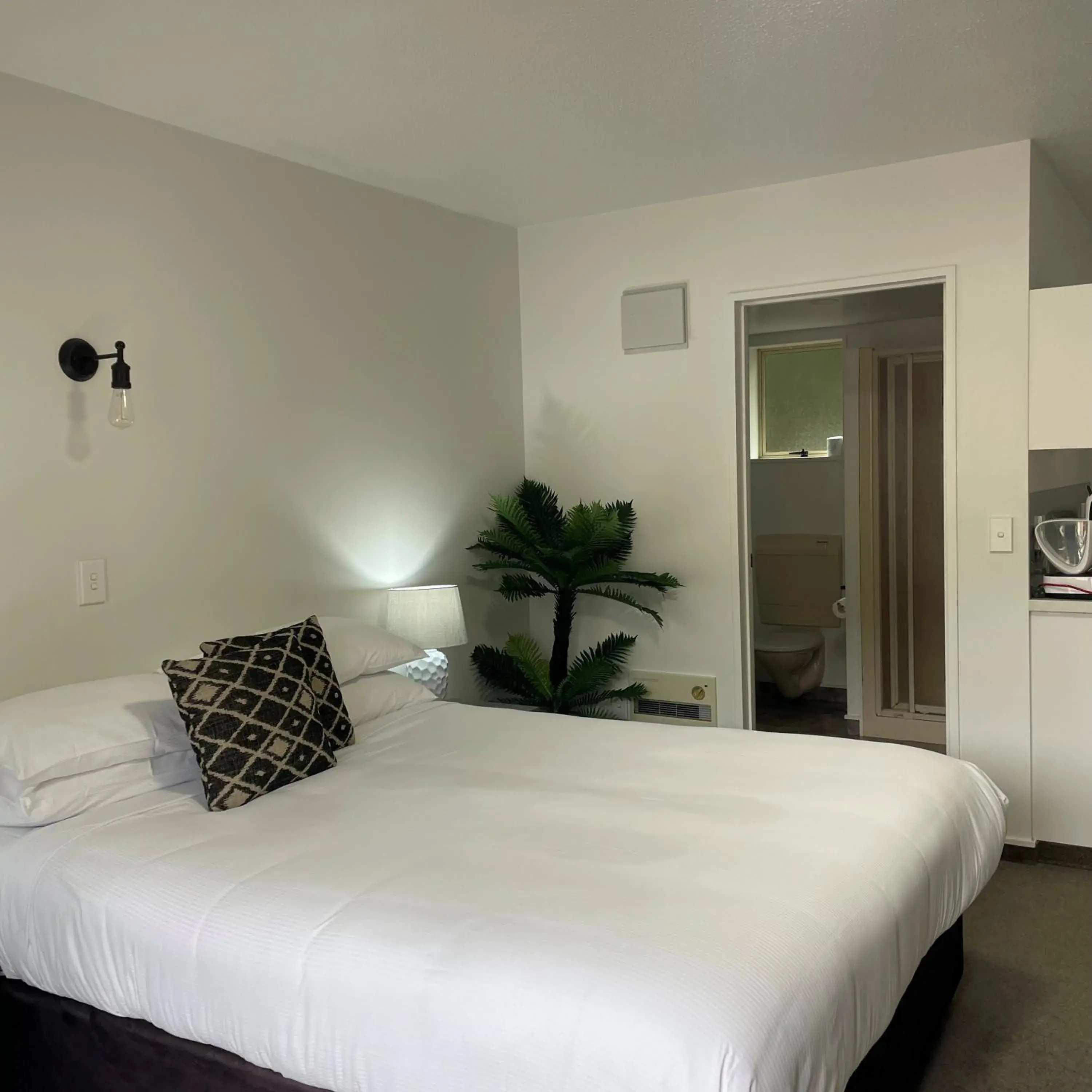 Studio (2 Guests) in Apex Motorlodge- Adults Only Studio (2 Guests) in Apex Motorlodge- Adults Only