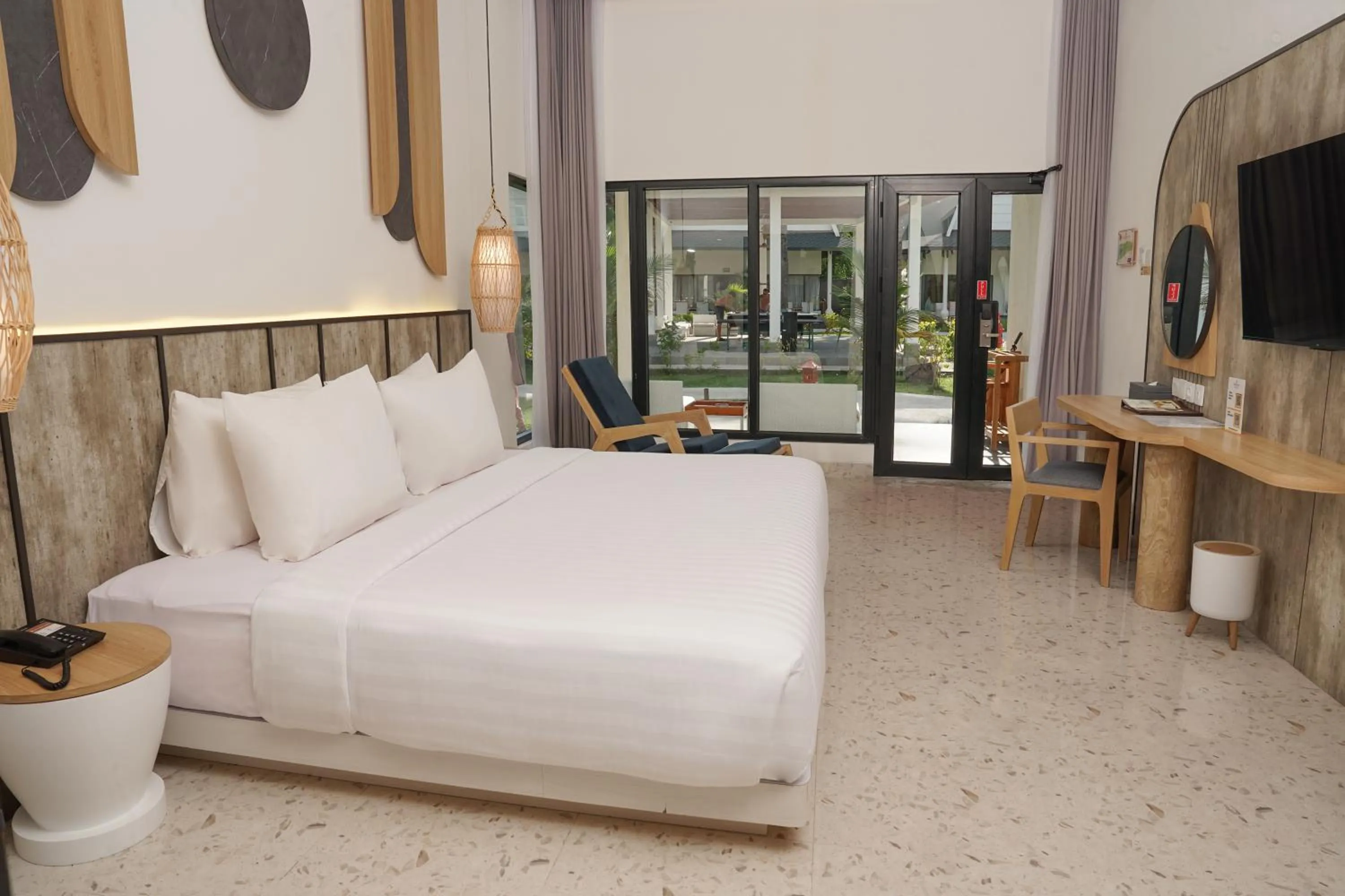 Bedroom, Bed in Jambuluwuk Oceano Gili Trawangan