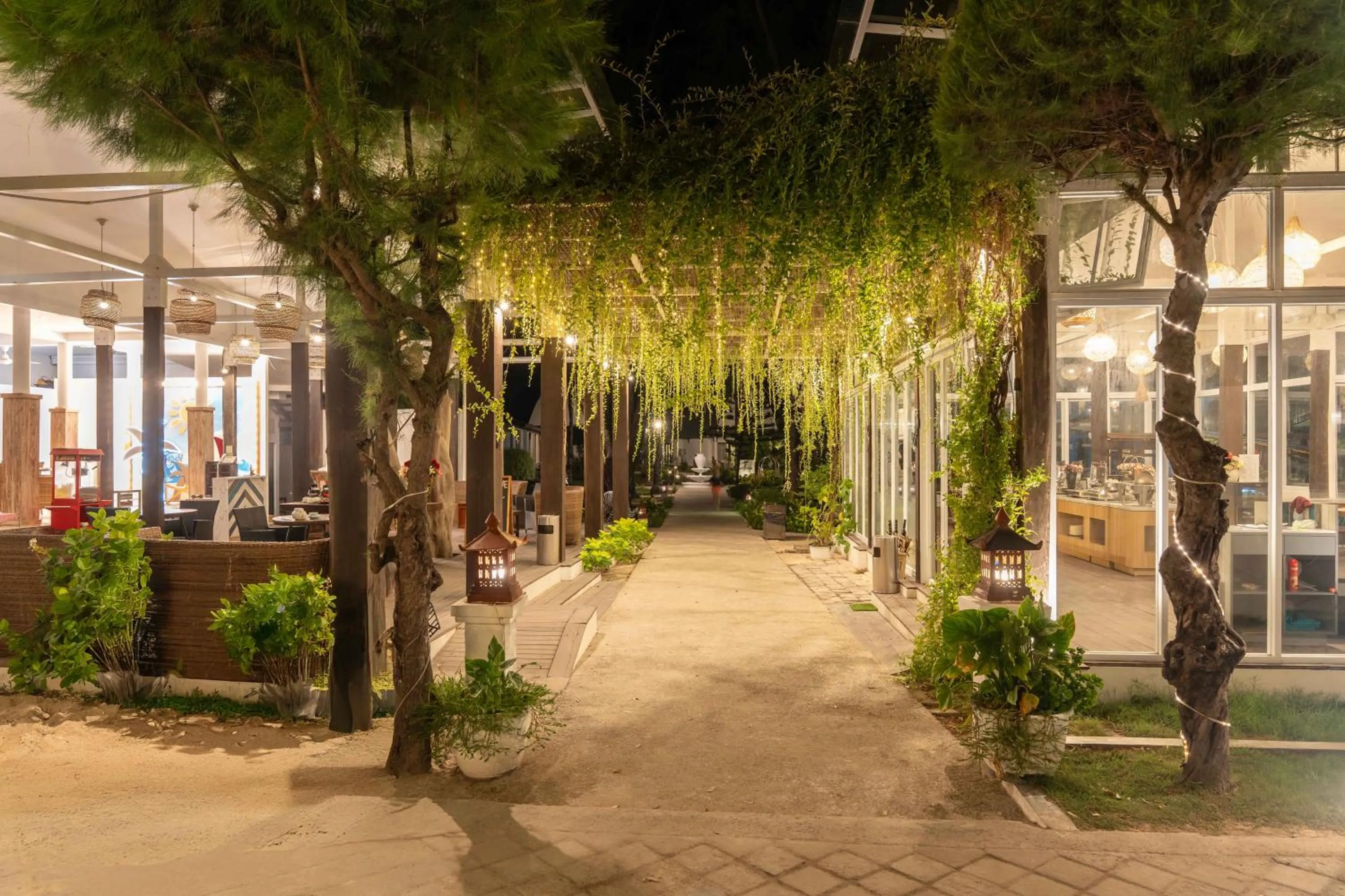 Facade/entrance in Jambuluwuk Oceano Gili Trawangan