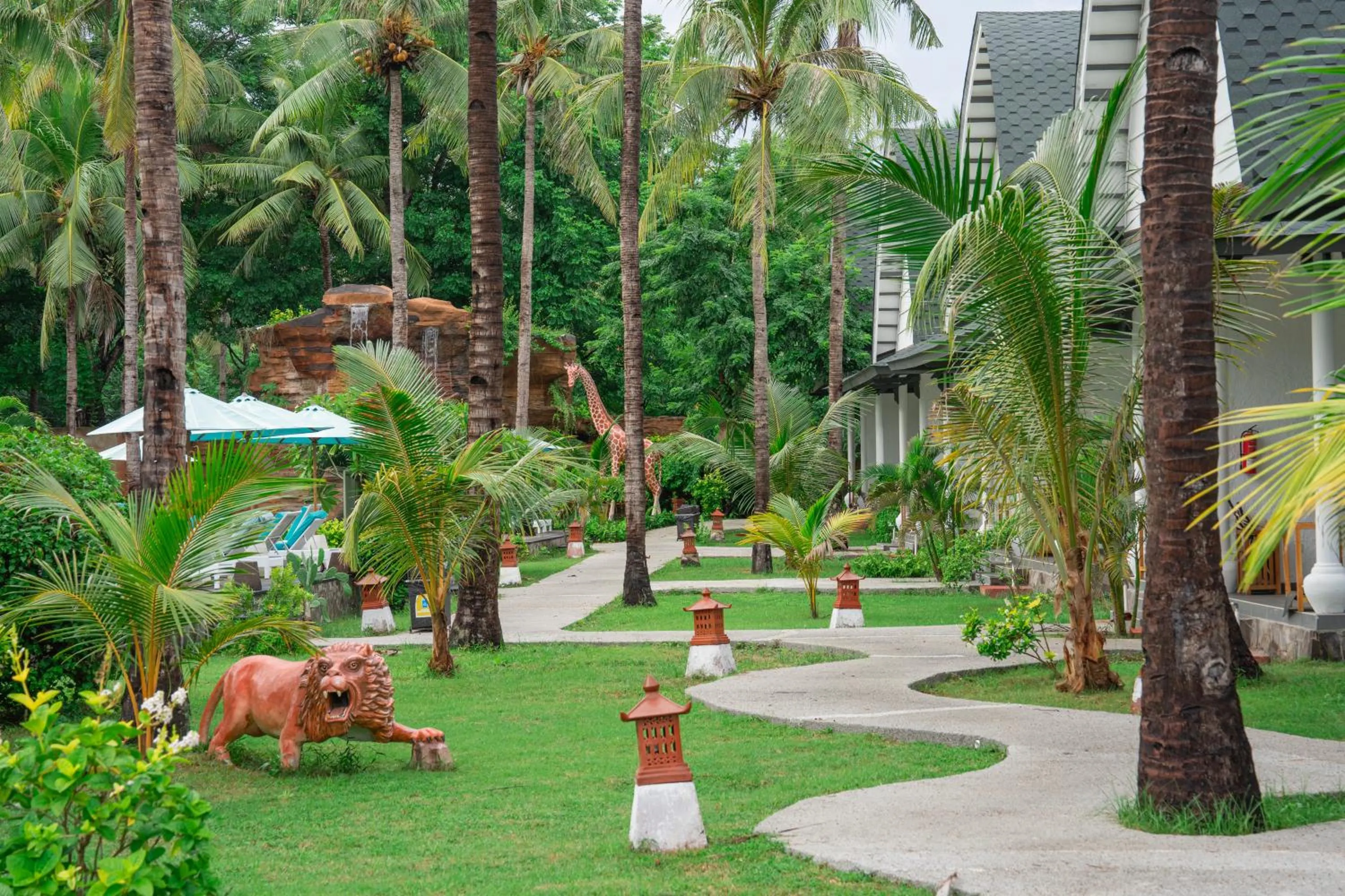 Garden in Jambuluwuk Oceano Gili Trawangan