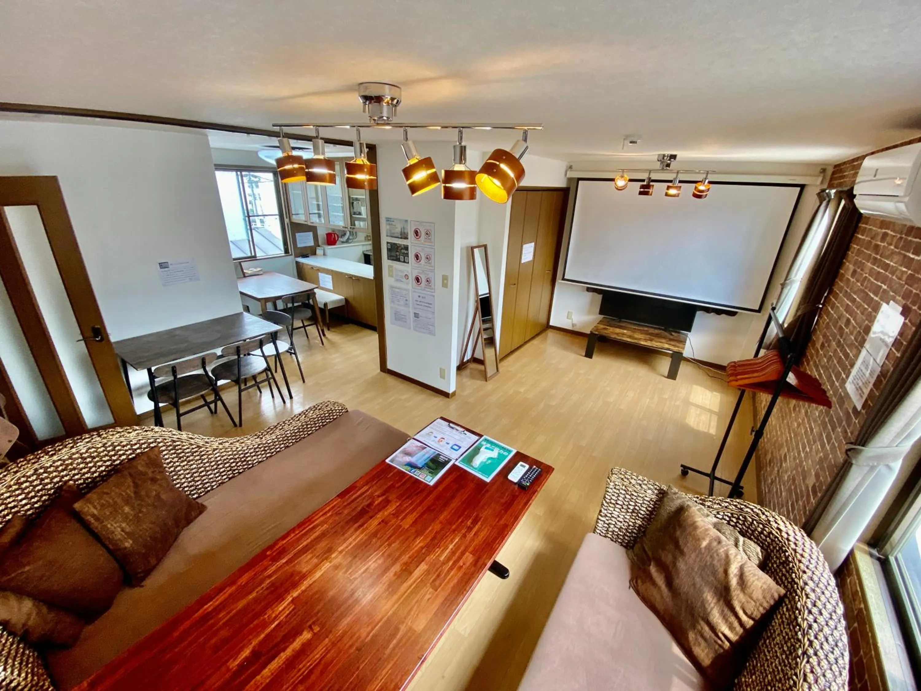 TV and multimedia in Hotel EL Tochigi 3 free parking