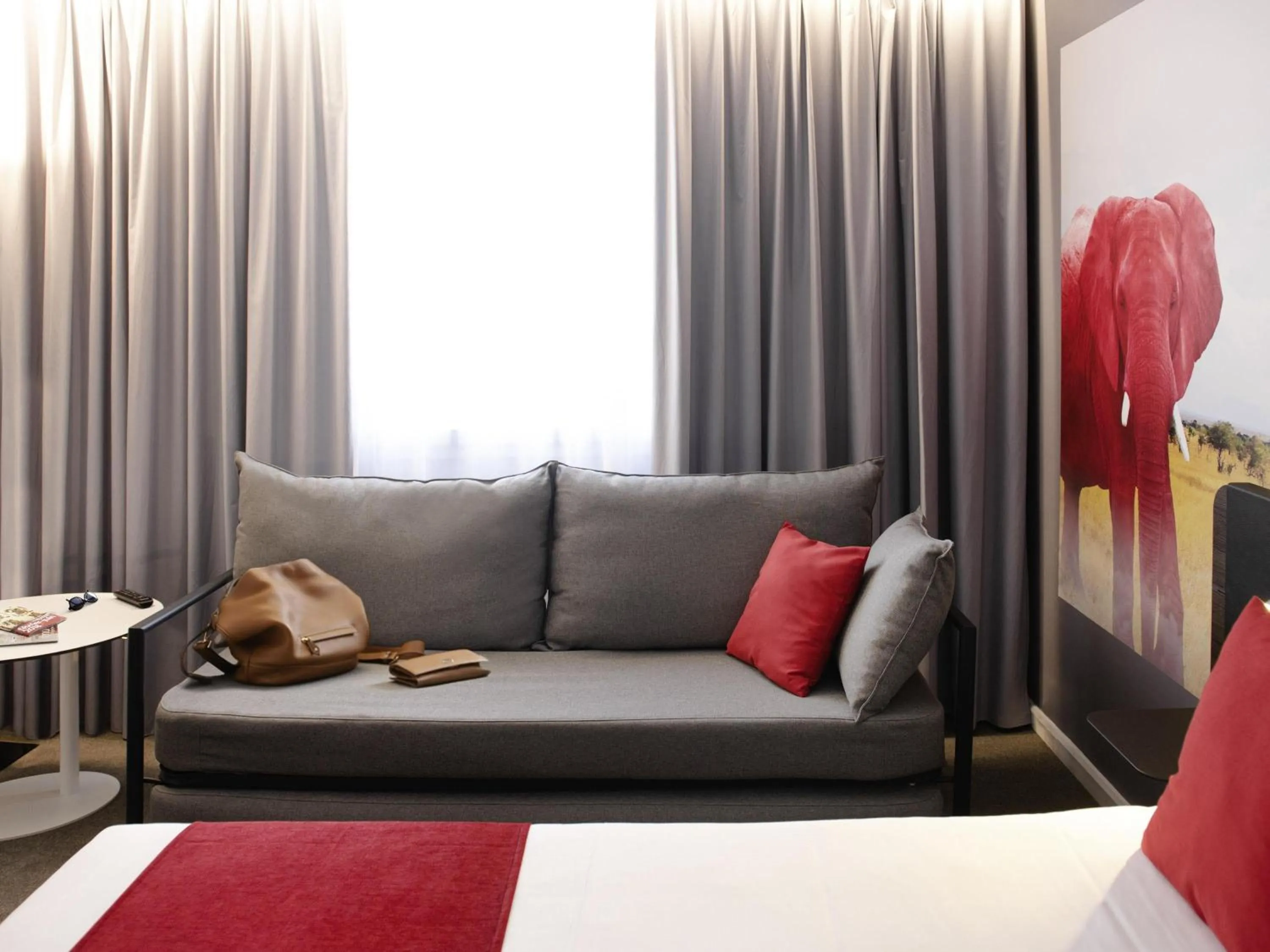 Bedroom in Novotel Lyon Gerland Musée des Confluences