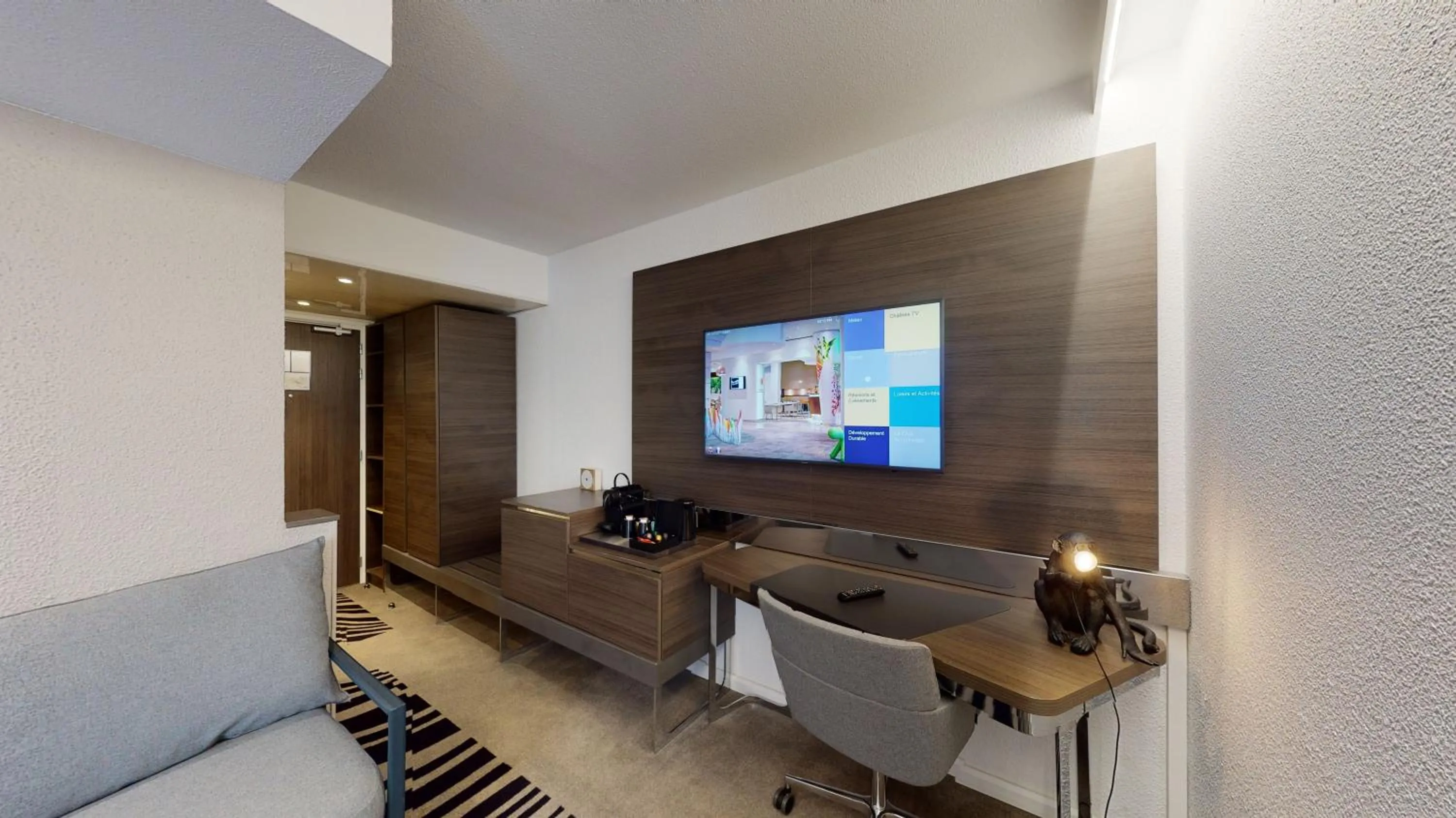 TV and multimedia in Novotel Lyon Gerland Musée des Confluences
