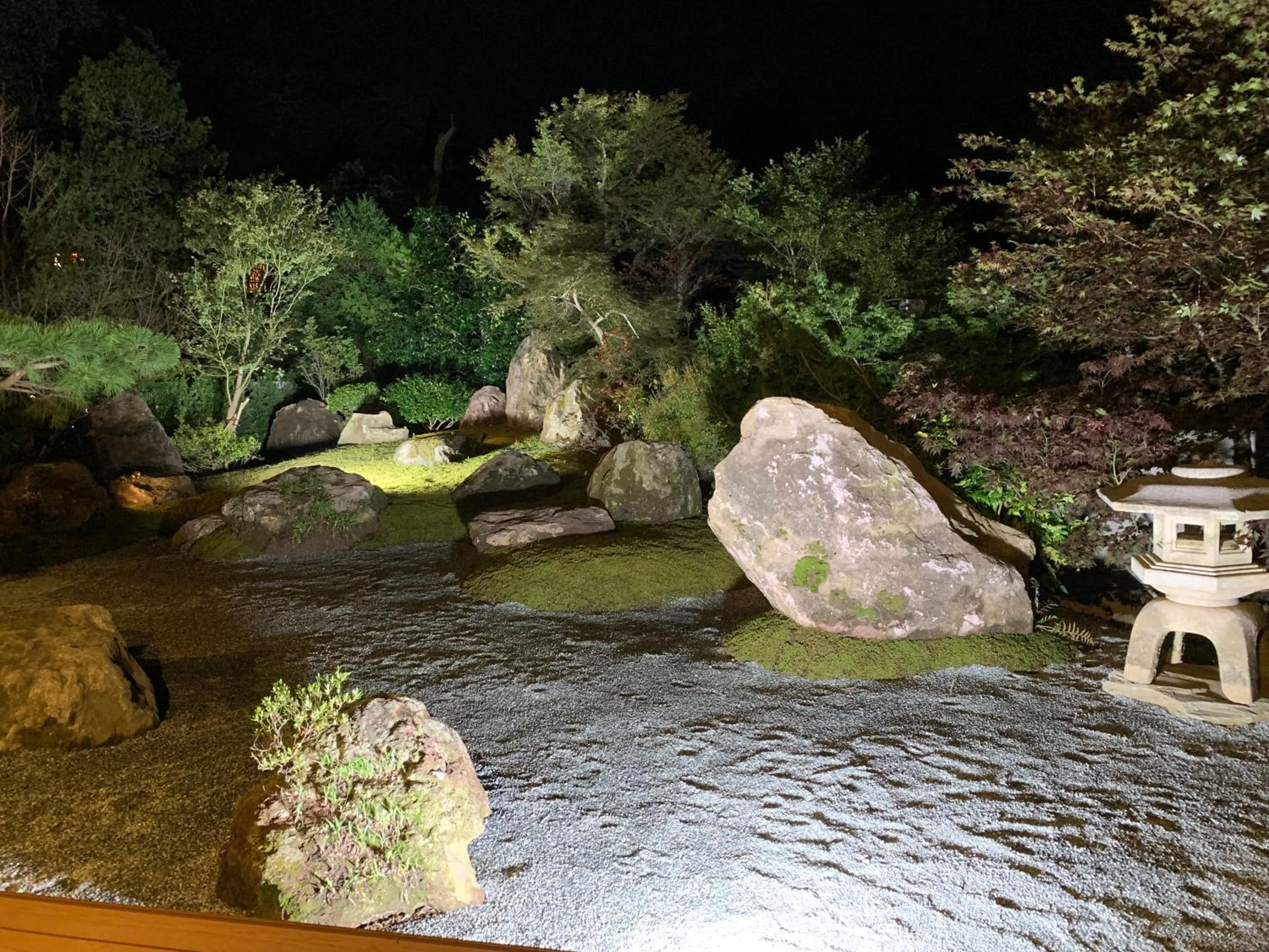 Onsen & Garden -Asante Inn-