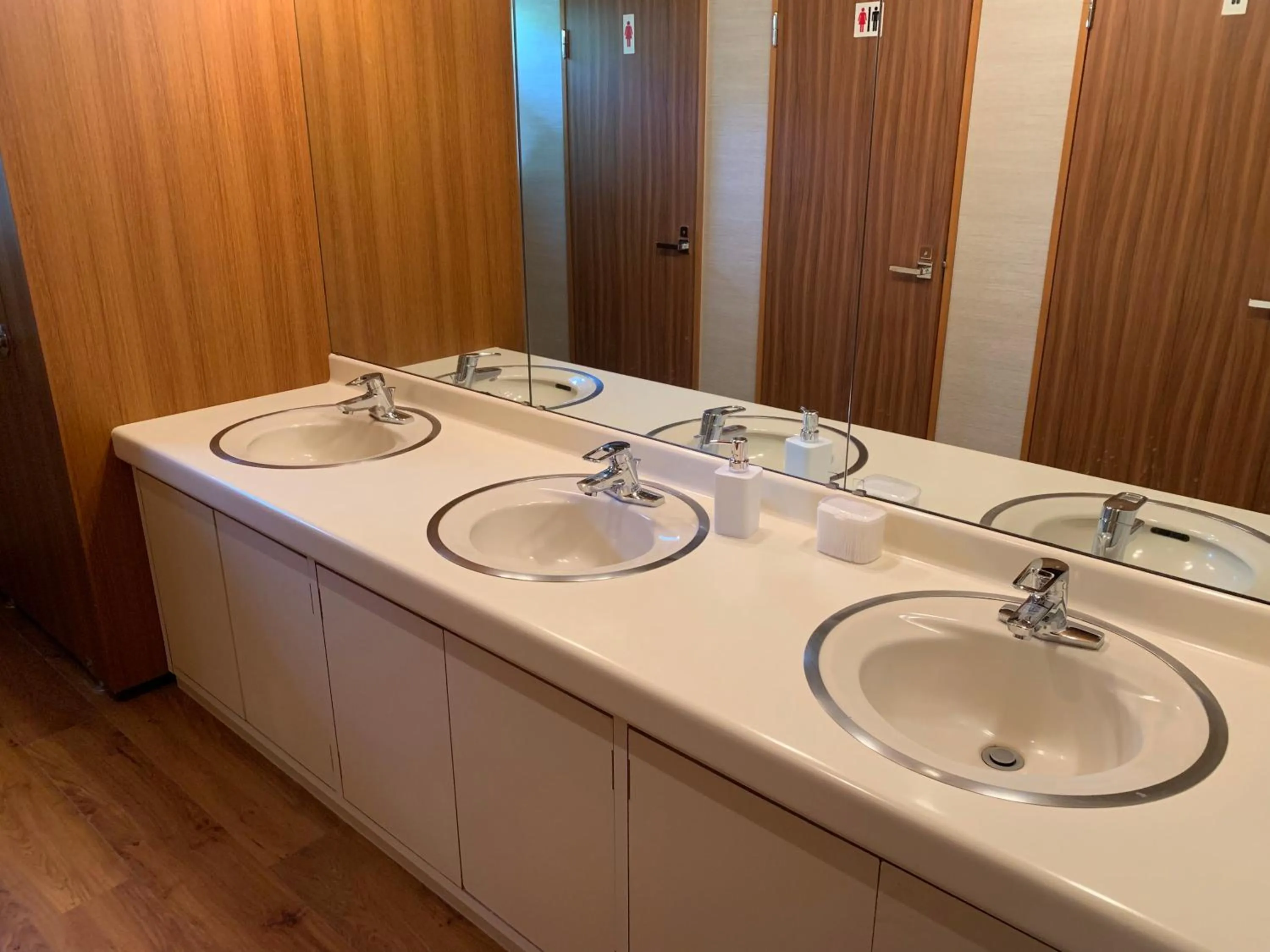 Onsen & Garden -Asante Inn-