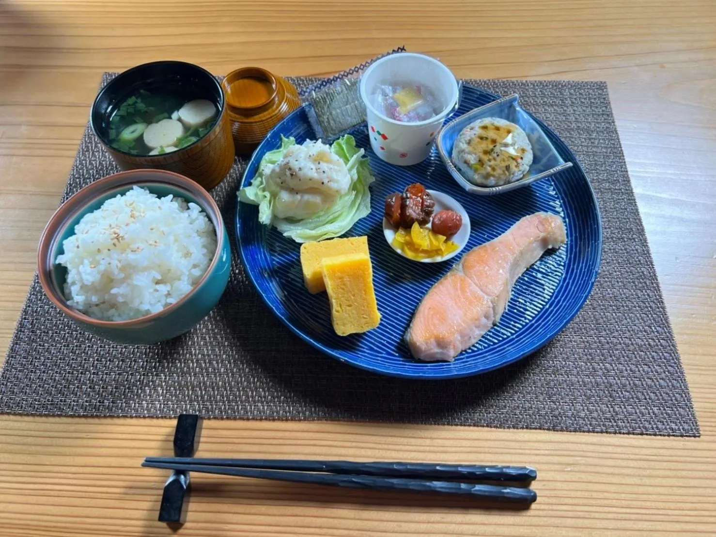 Breakfast in Onsen & Garden -Asante Inn-
