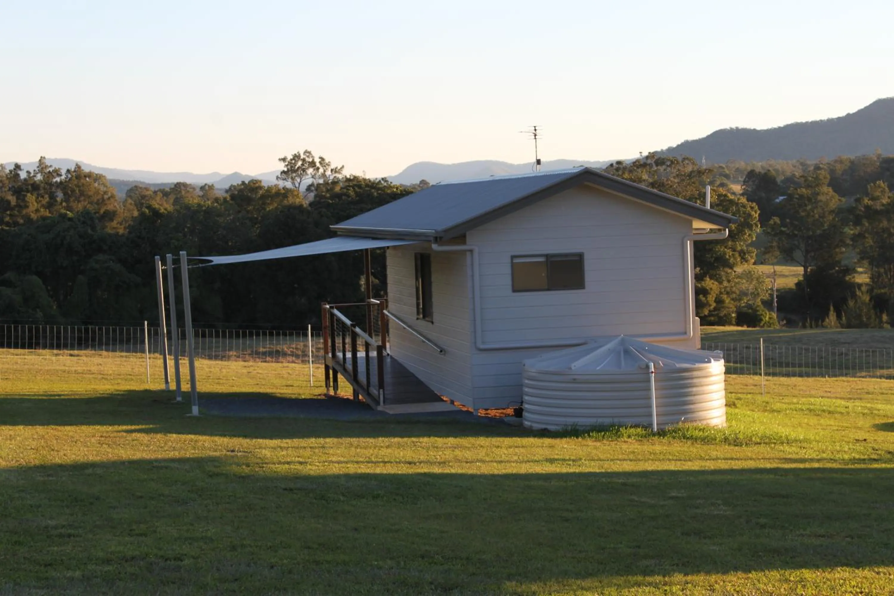 Valley Cabins By The Creek