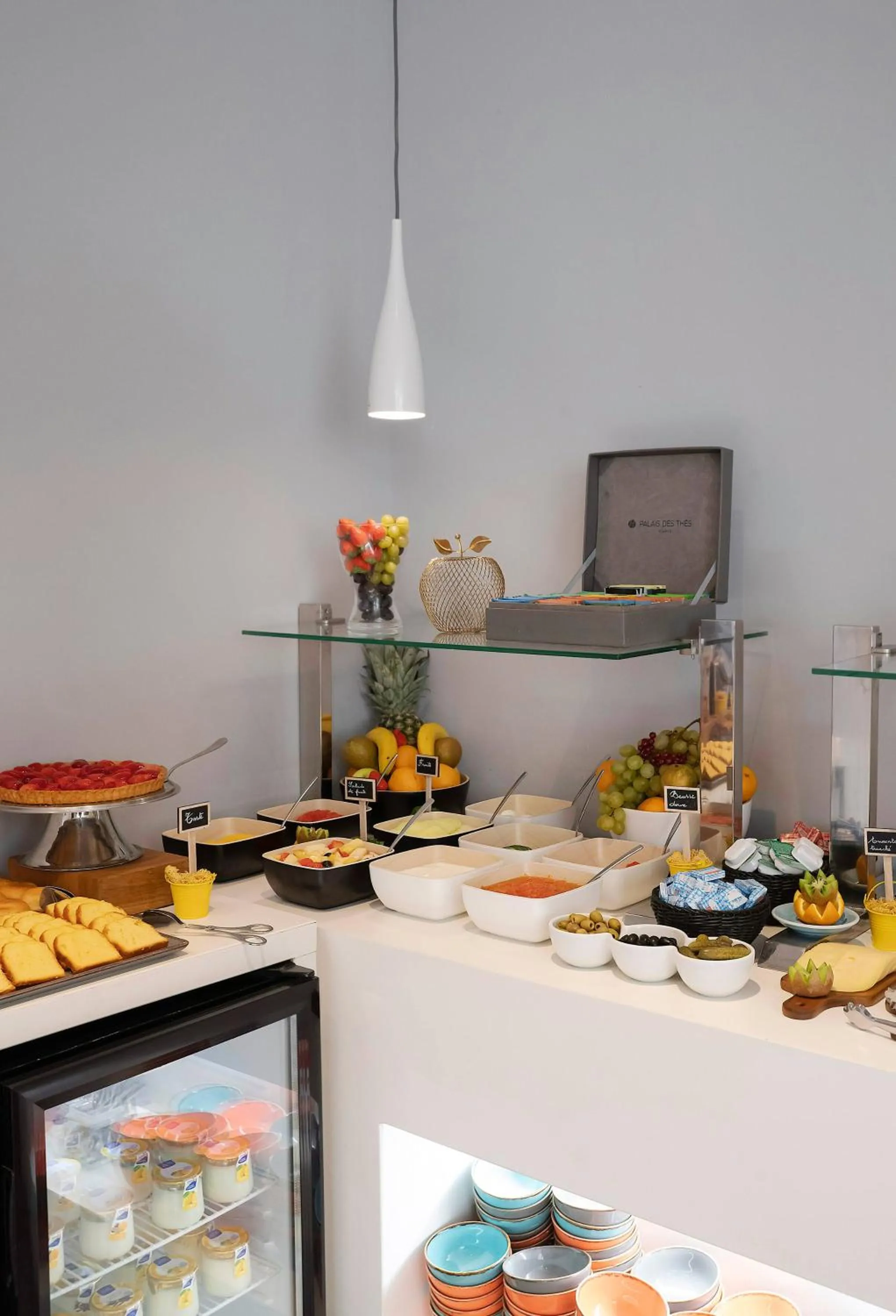 Restaurant/places to eat in Hotel Paris Opera Affiliated by Meliá