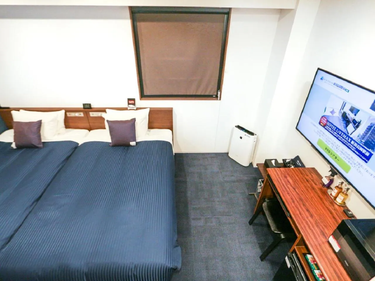 TV and multimedia, Bed in HOTEL LiVEMAX Nigata Nagaoka Station