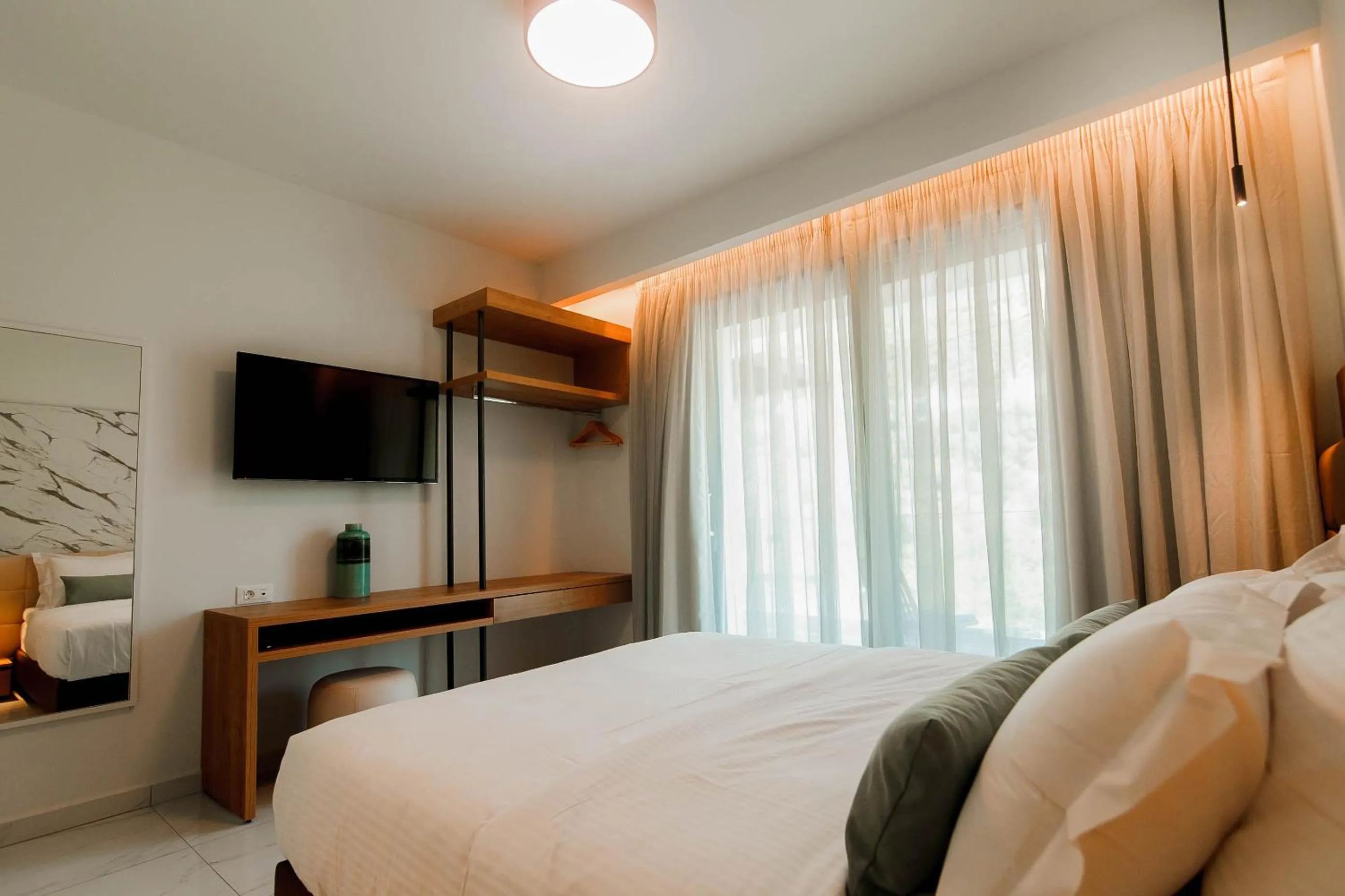 Bedroom, Bed in Elite Luxury Villas