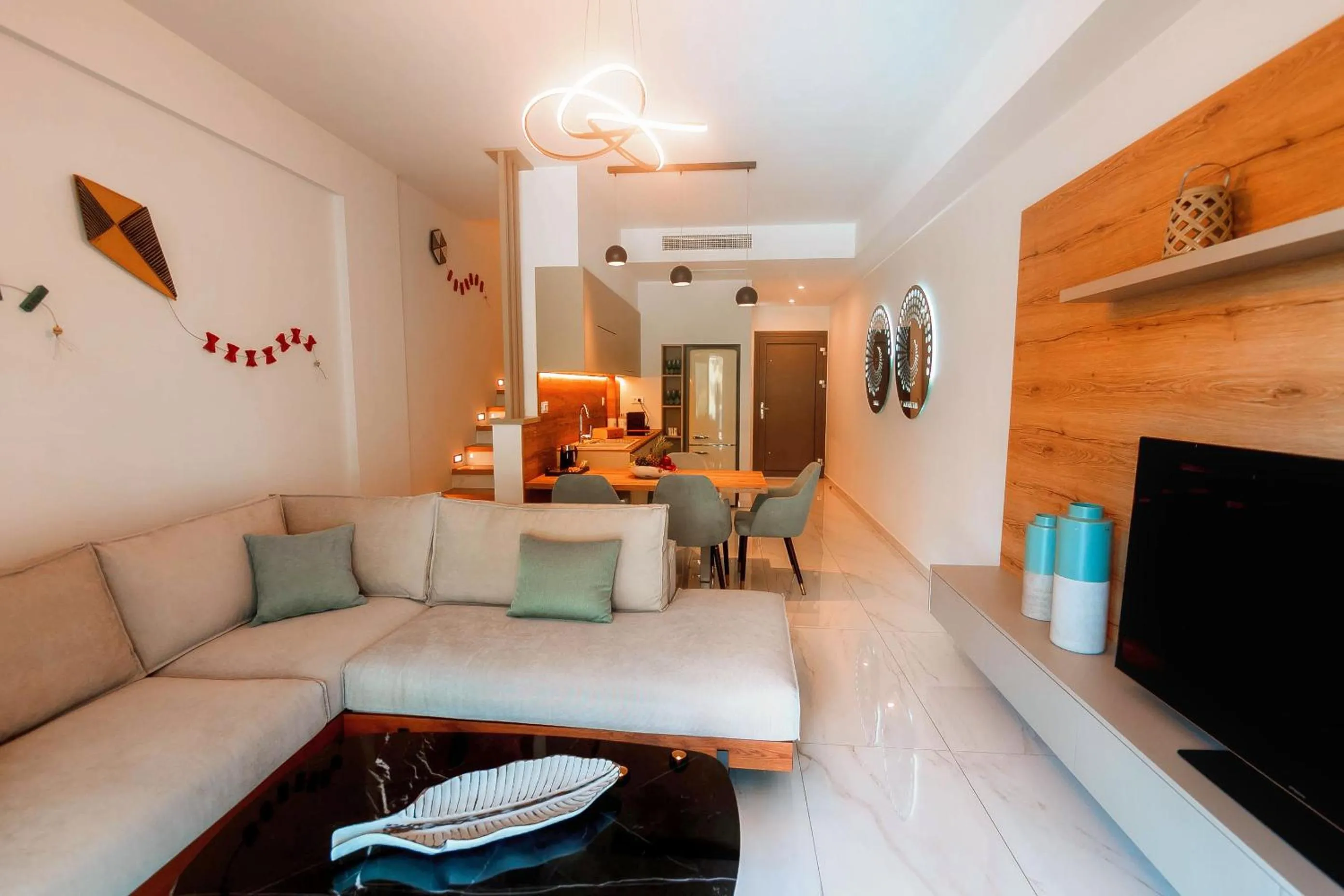 Communal lounge/ TV room in Elite Luxury Villas