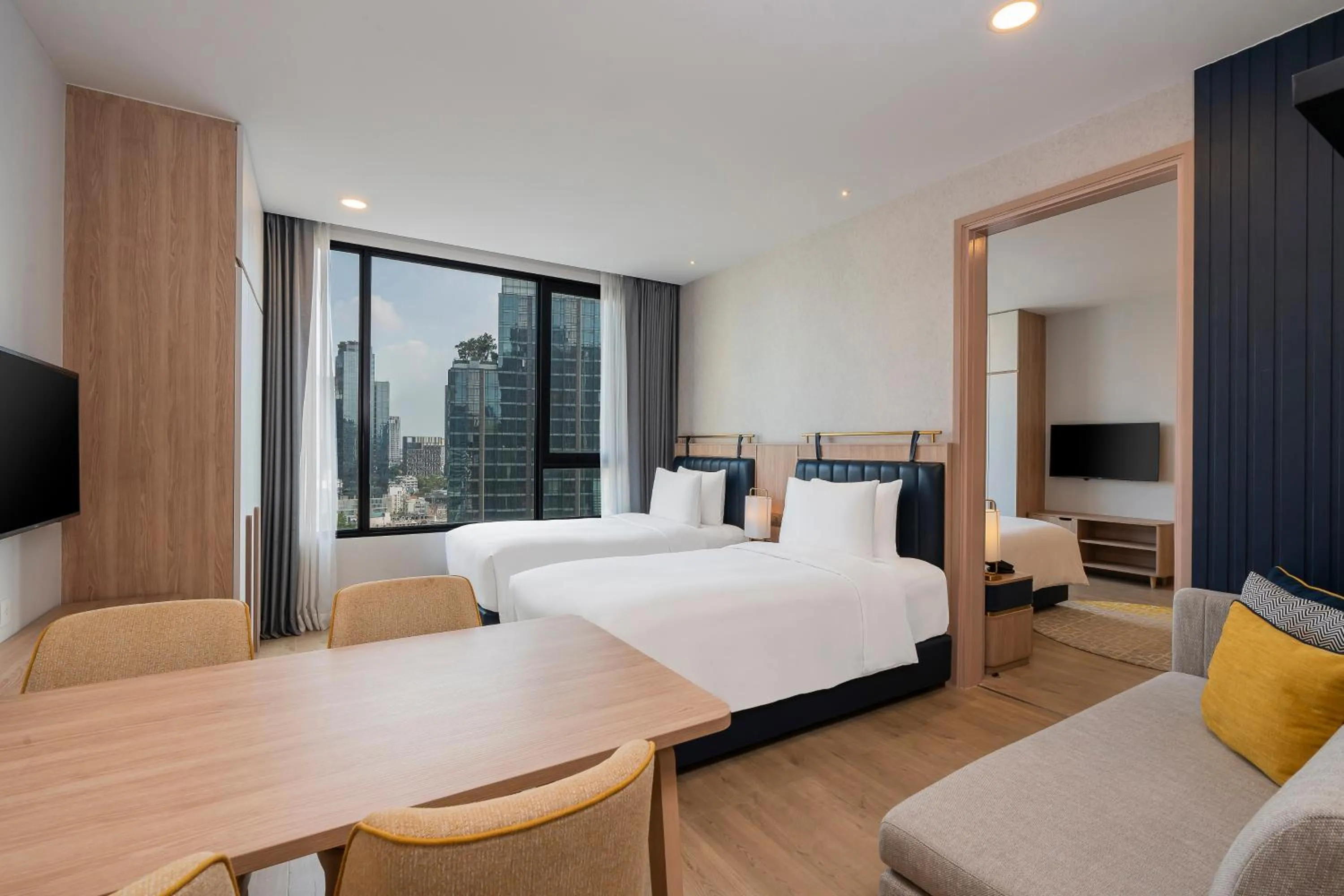 Bed in Staybridge Suites Bangkok Thonglor by IHG