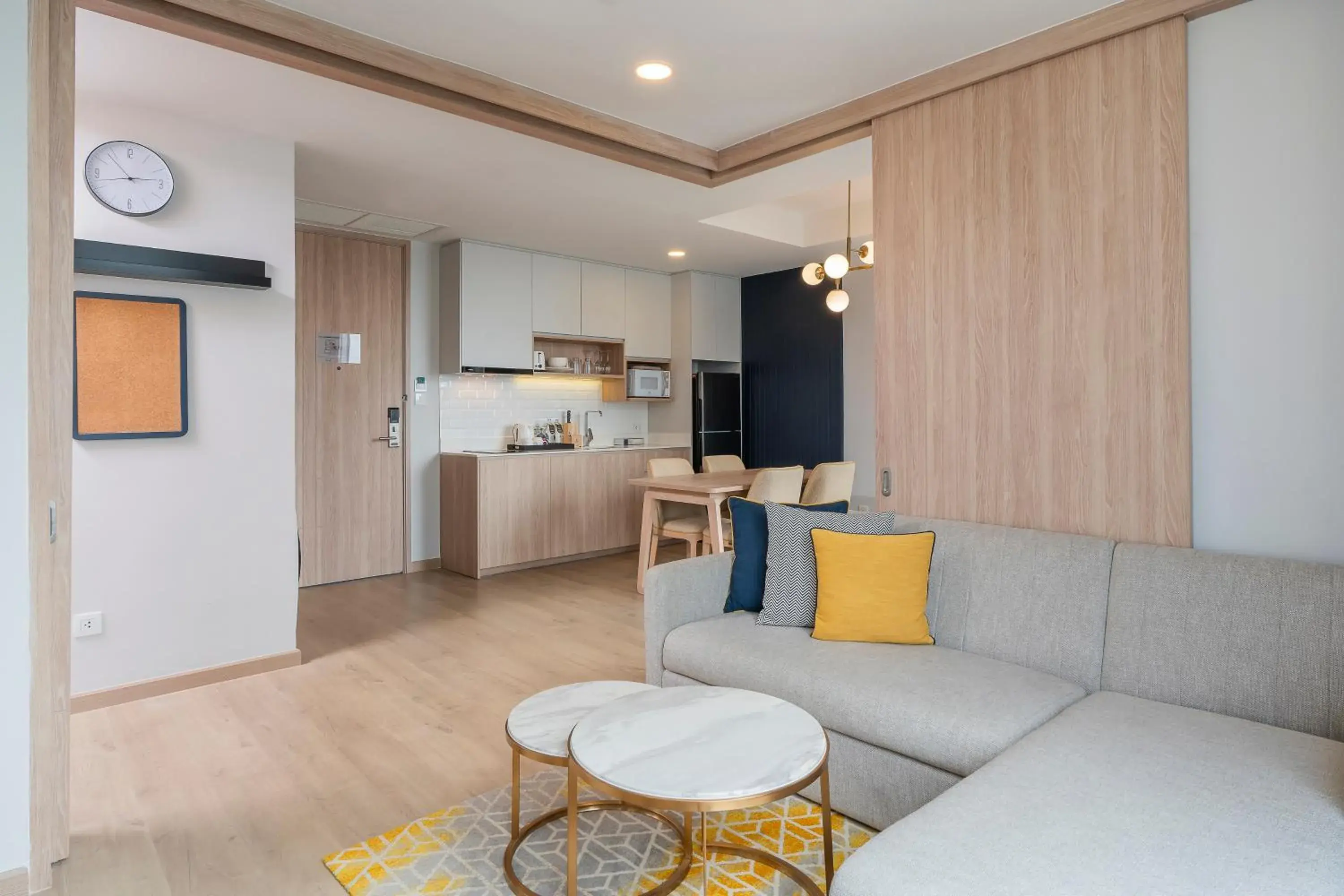 One-Bedroom Corner King Suite in Staybridge Suites Bangkok Thonglor by IHG One-Bedroom Corner King Suite in Staybridge Suites Bangkok Thonglor by IHG