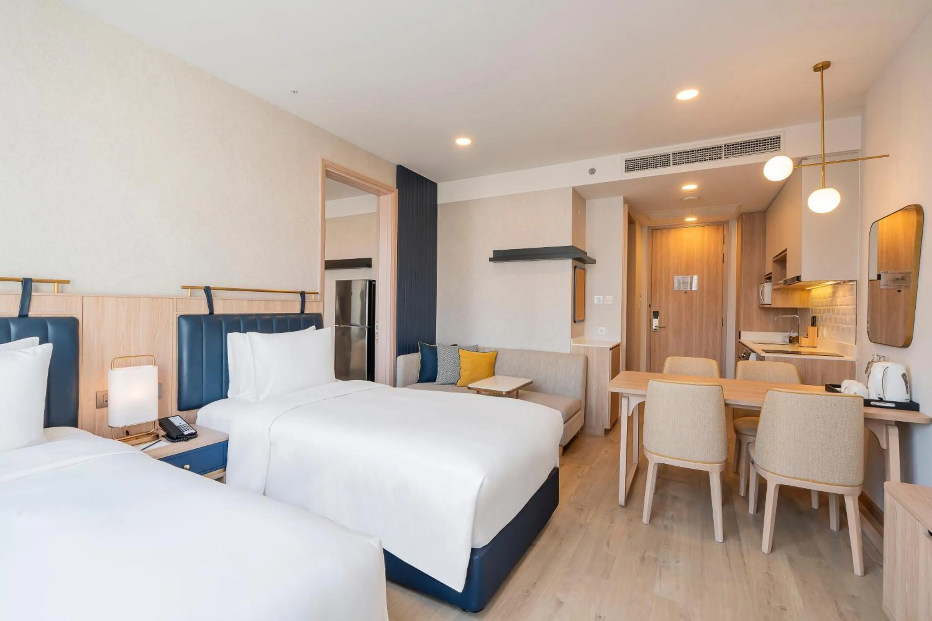 Bed in Staybridge Suites Bangkok Thonglor by IHG