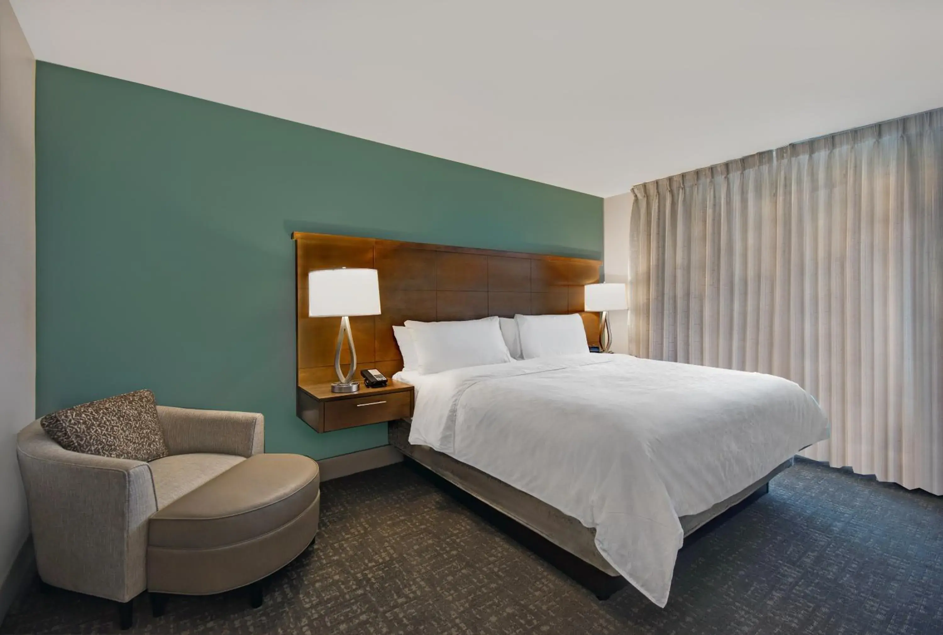 One-Bedroom King Suite in Staybridge Suites Sterling Heights - Detroit by IHG One-Bedroom King Suite in Staybridge Suites Sterling Heights - Detroit by IHG