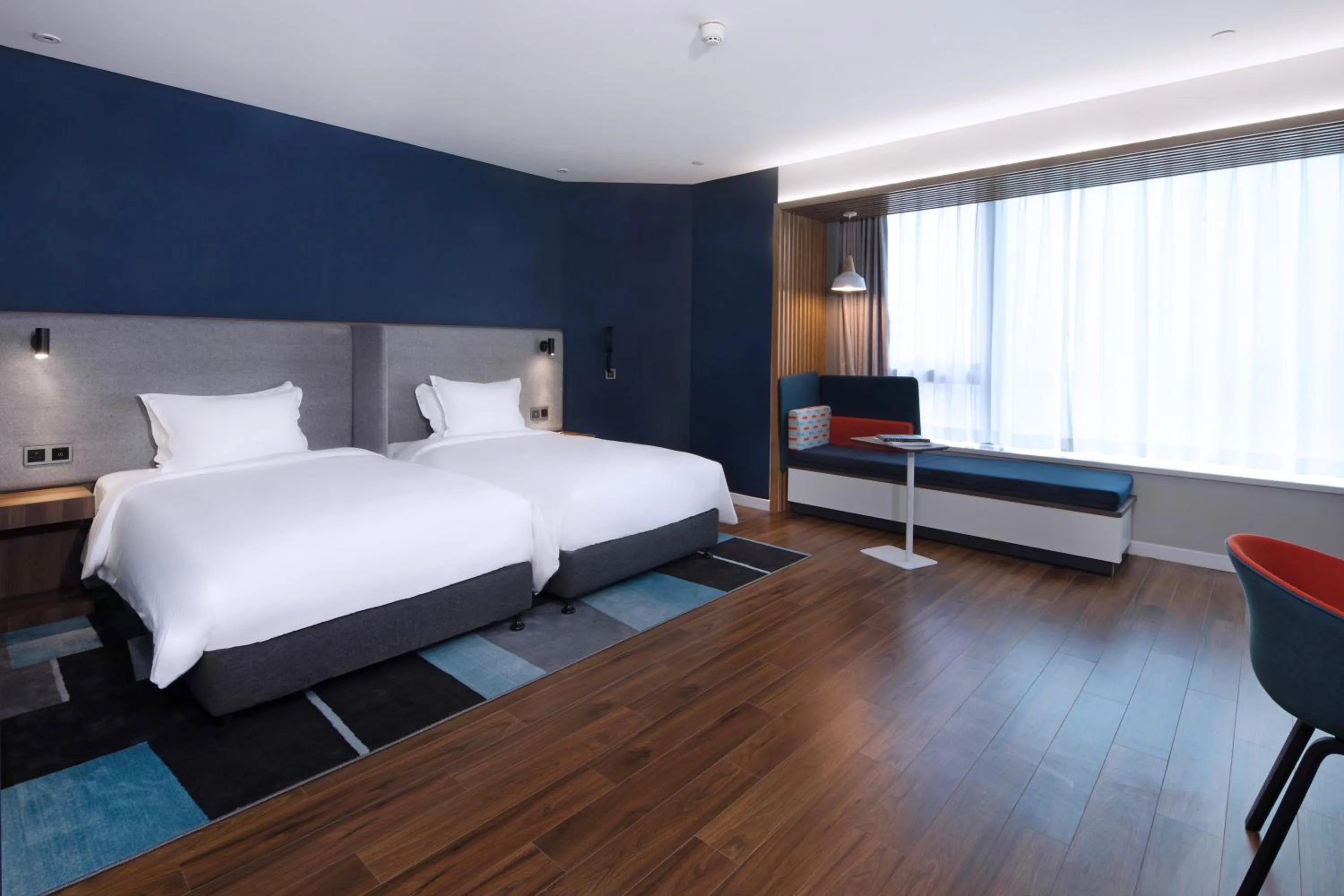 Bed in Holiday Inn Express Zhoushan Dinghai by IHG