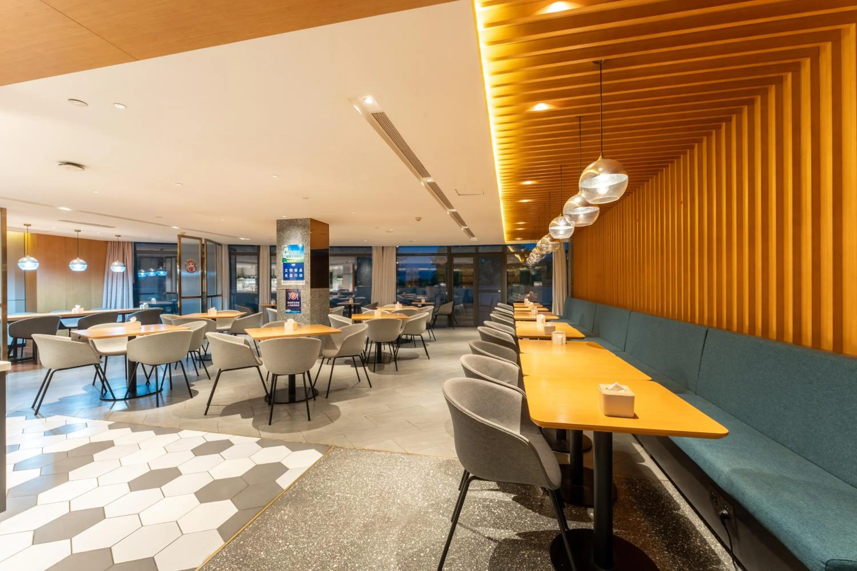 Holiday Inn Express Yichang Riverside by IHG