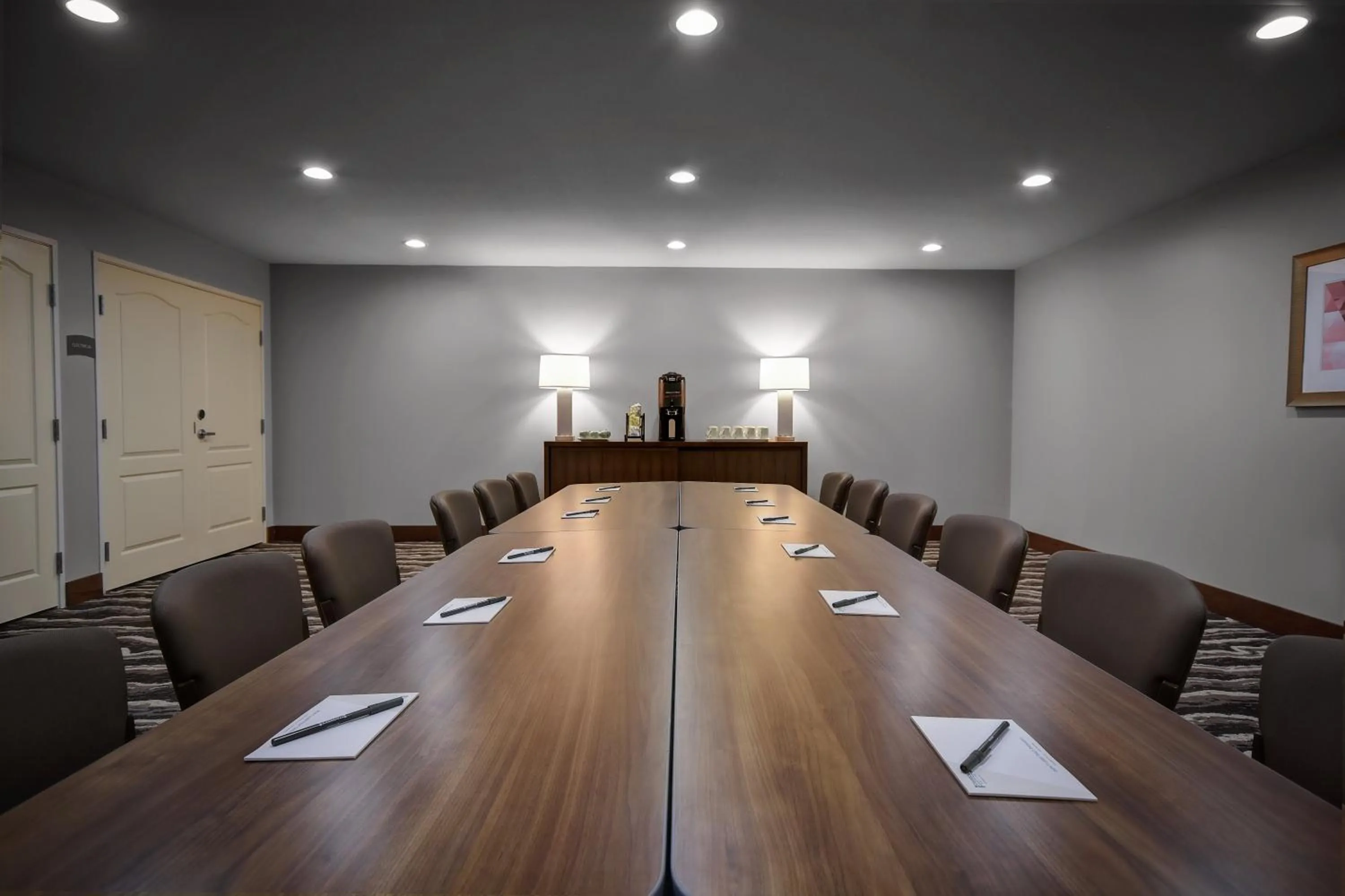 Meeting/conference room in Staybridge Suites - Holland by IHG