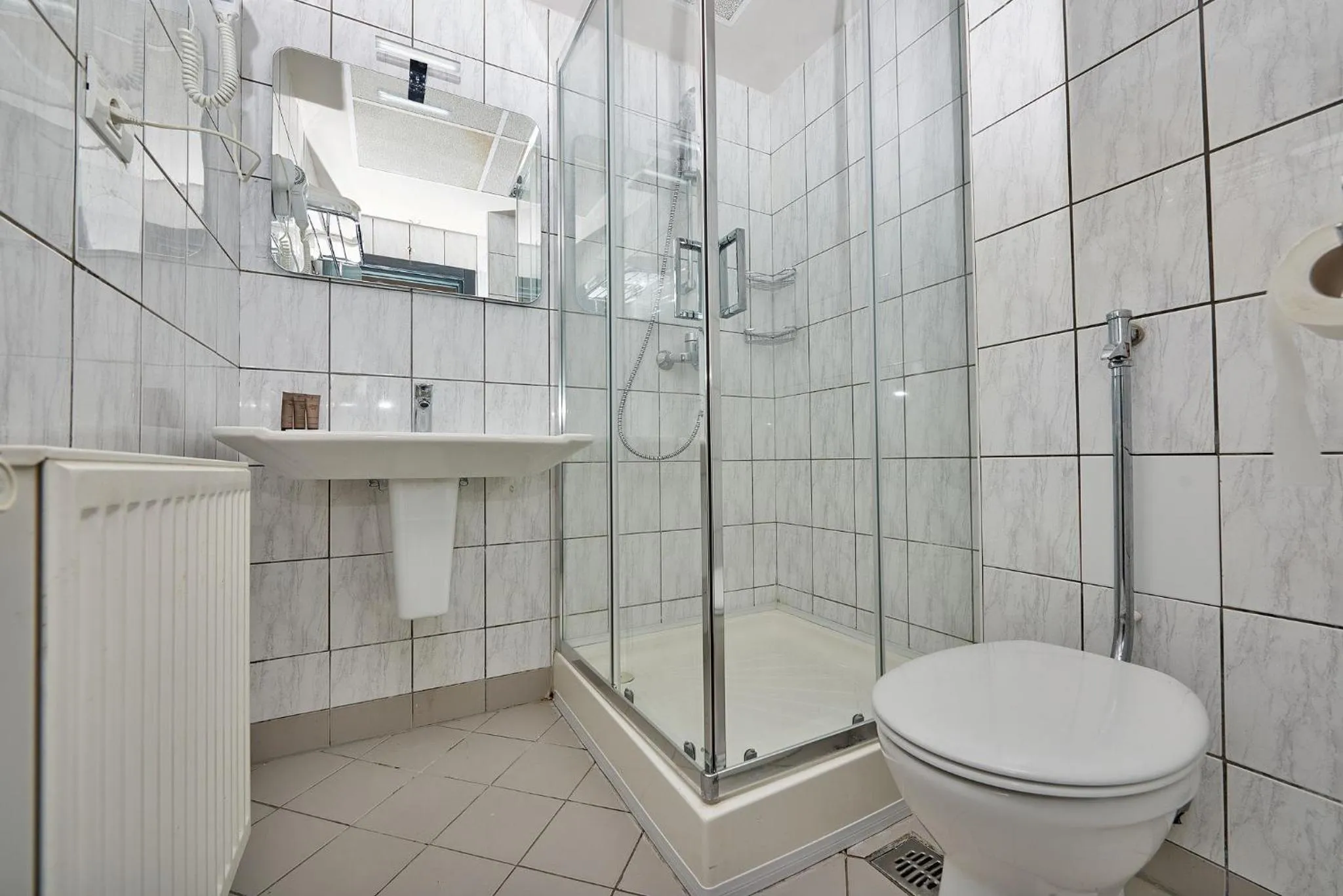 Shower in Riviera by Queens Hotel and Resort