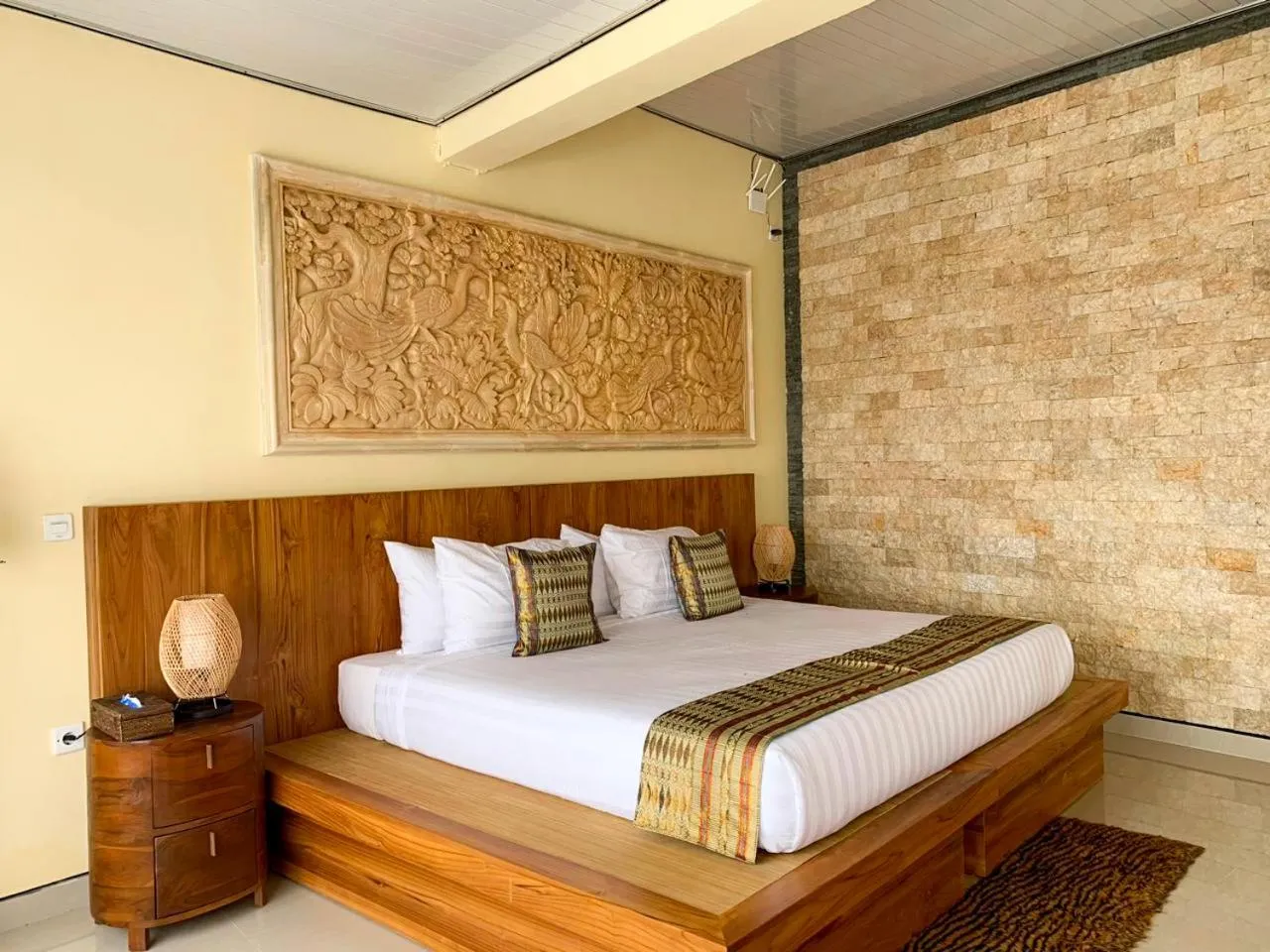 Bed in Ayodya Batur Villa