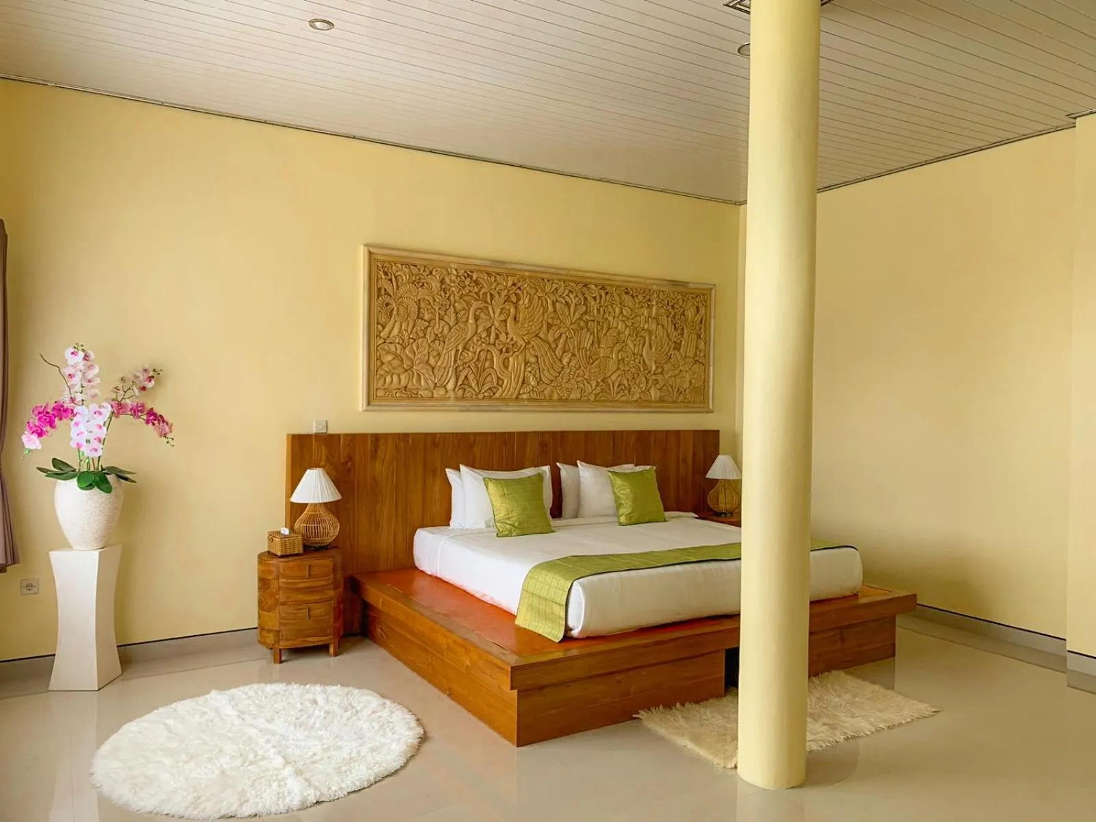Bed in Ayodya Batur Villa