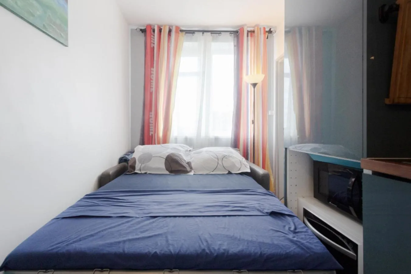 Bed in Paris Access with Creteil Apartment