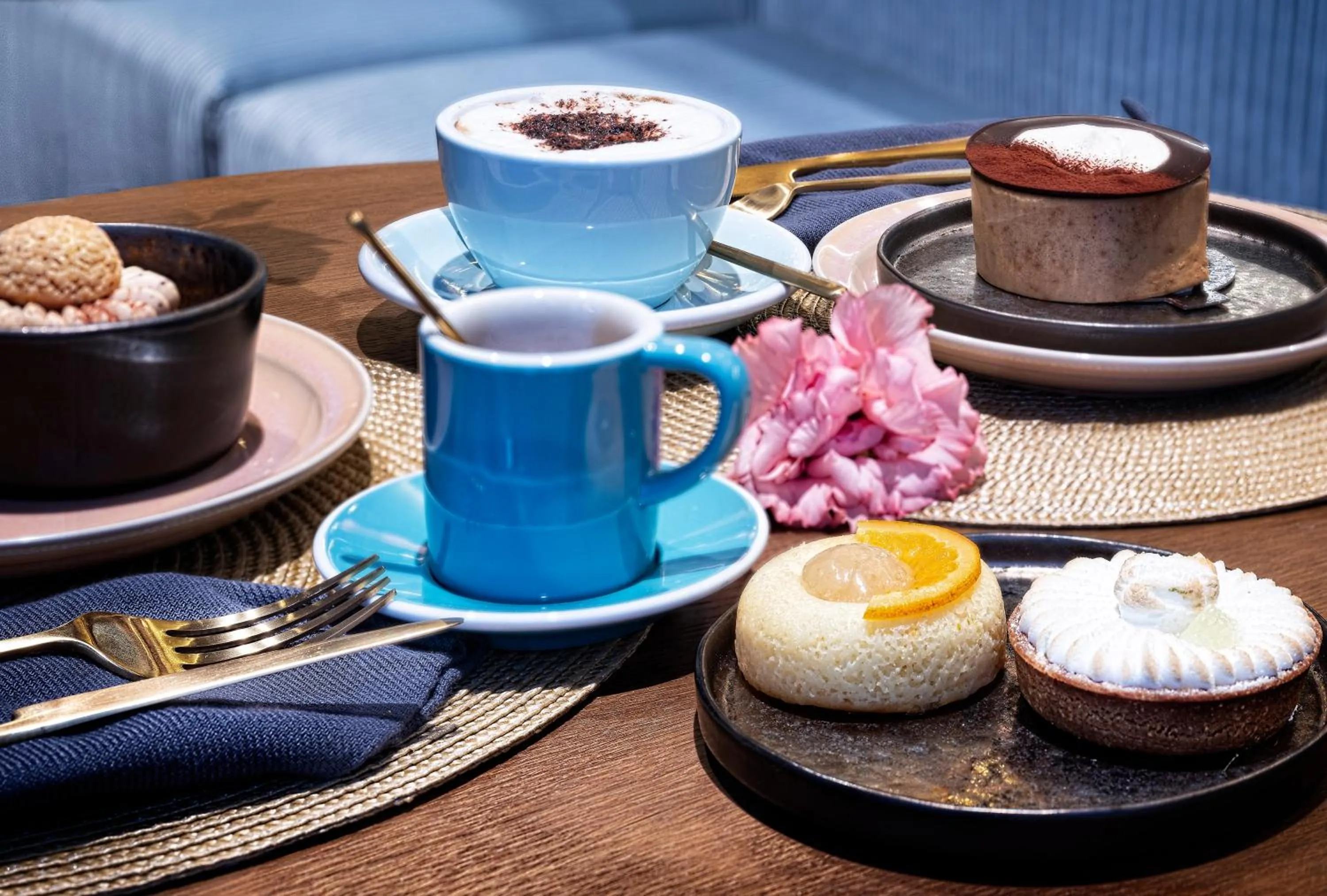 Coffee/tea facilities in Maison Colbert Member of Meliá Collection Notre-Dame