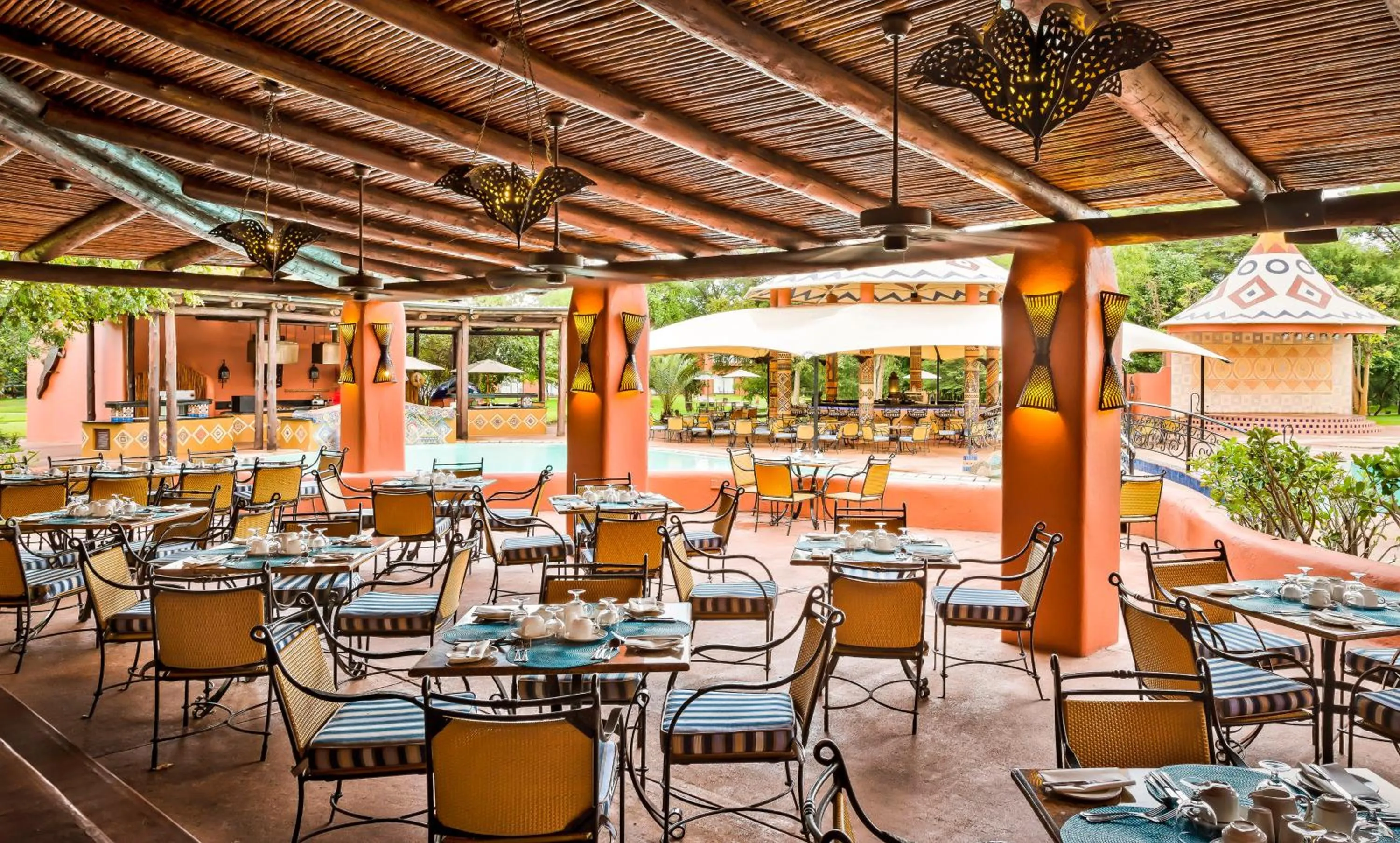 Restaurant/places to eat in Avani Victoria Falls Resort