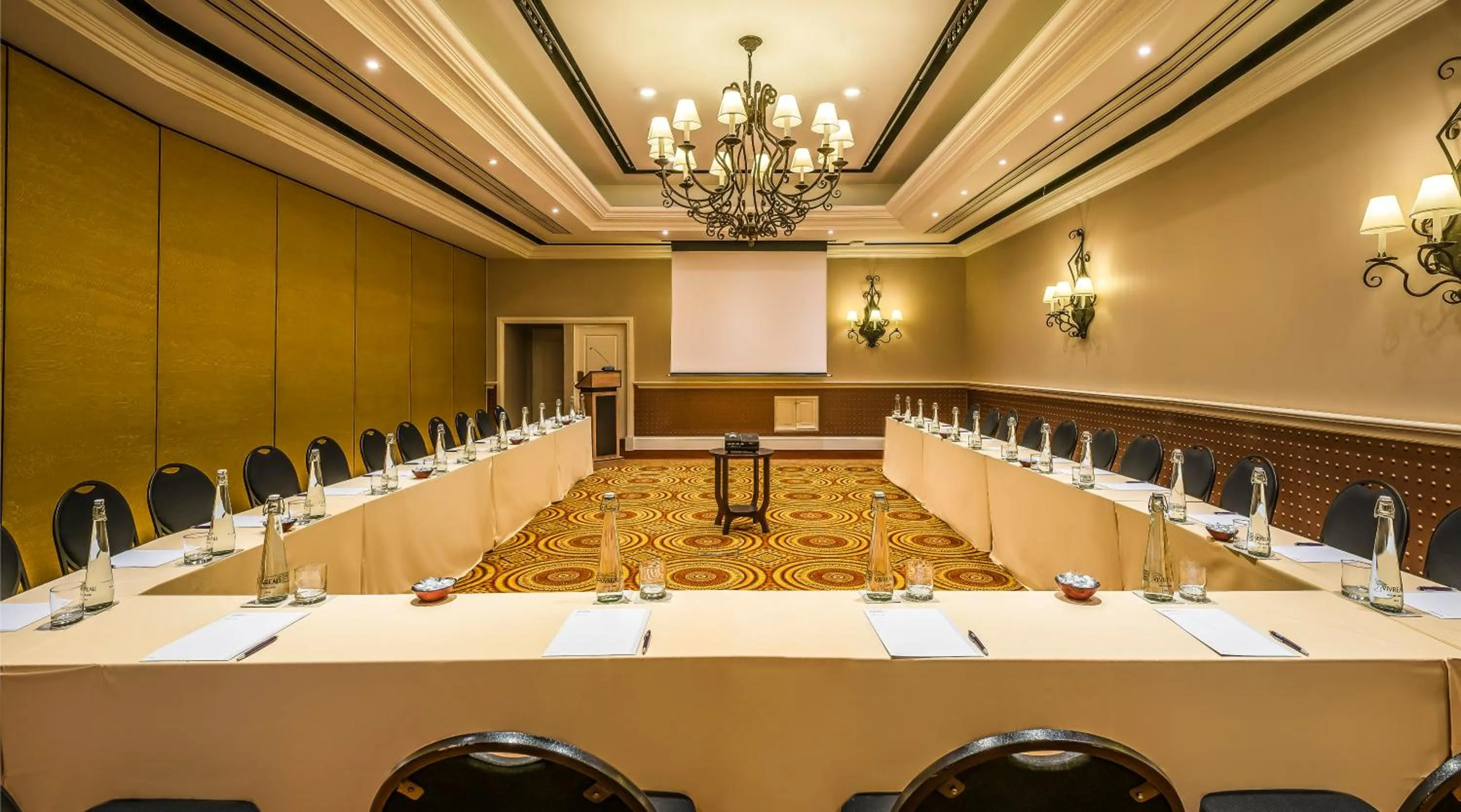 Meeting/conference room in Avani Victoria Falls Resort