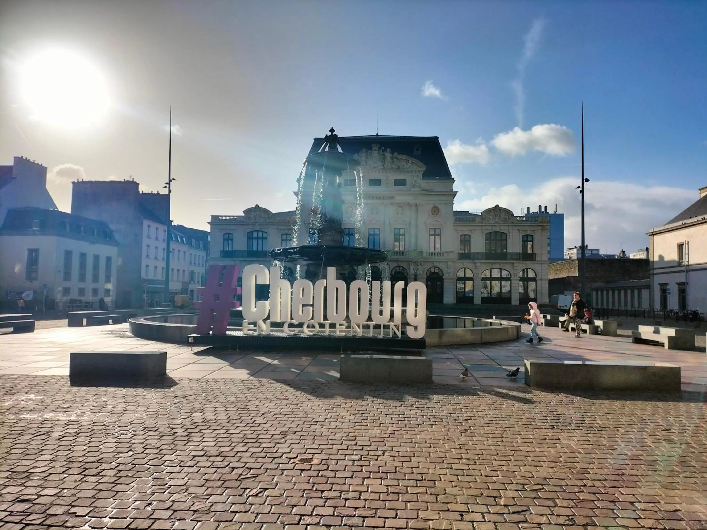Nearby landmark in Logis HOTEL RESTAURANT La Régence