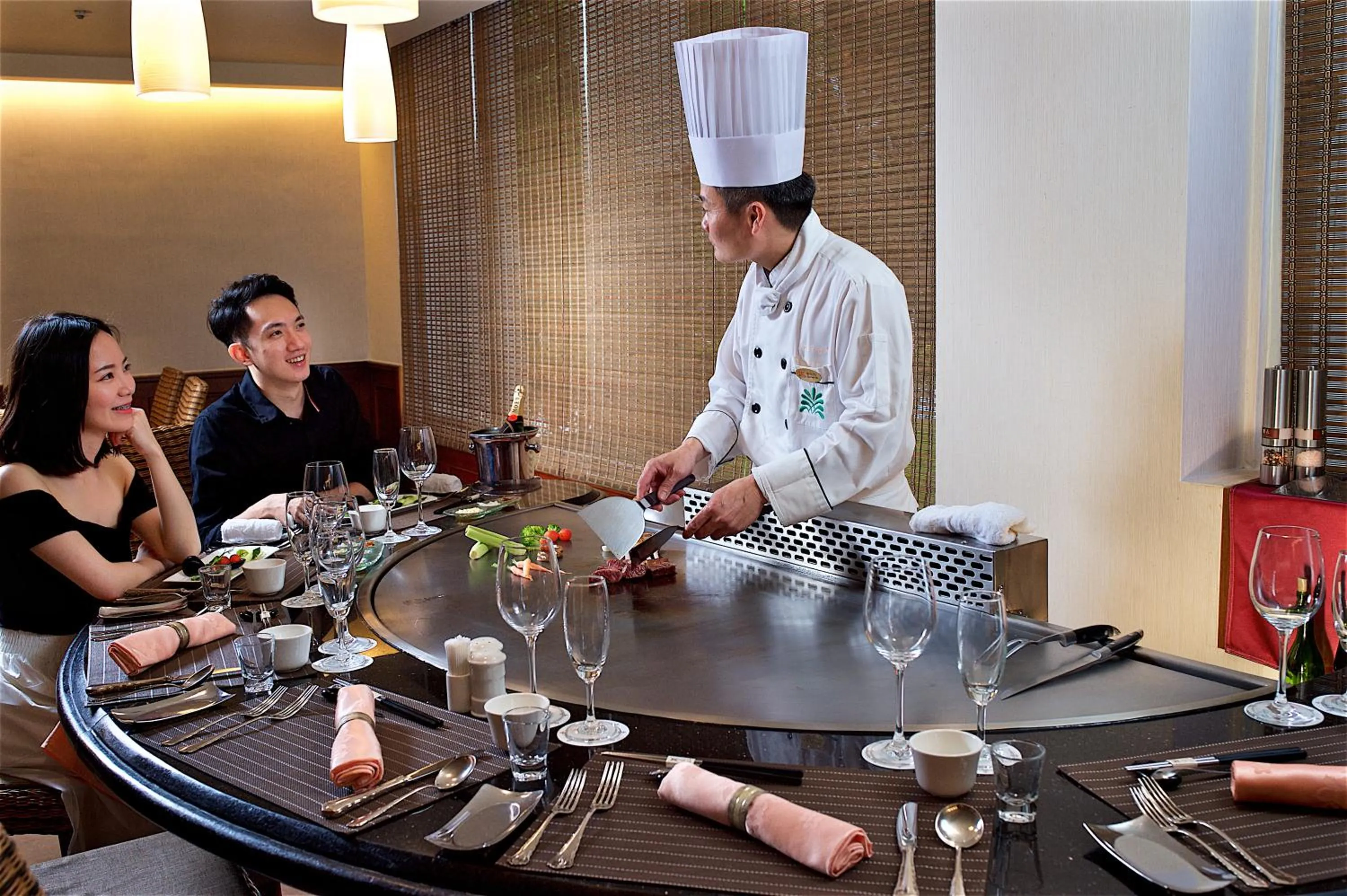 Restaurant/places to eat in Hotel Royal Chihpin