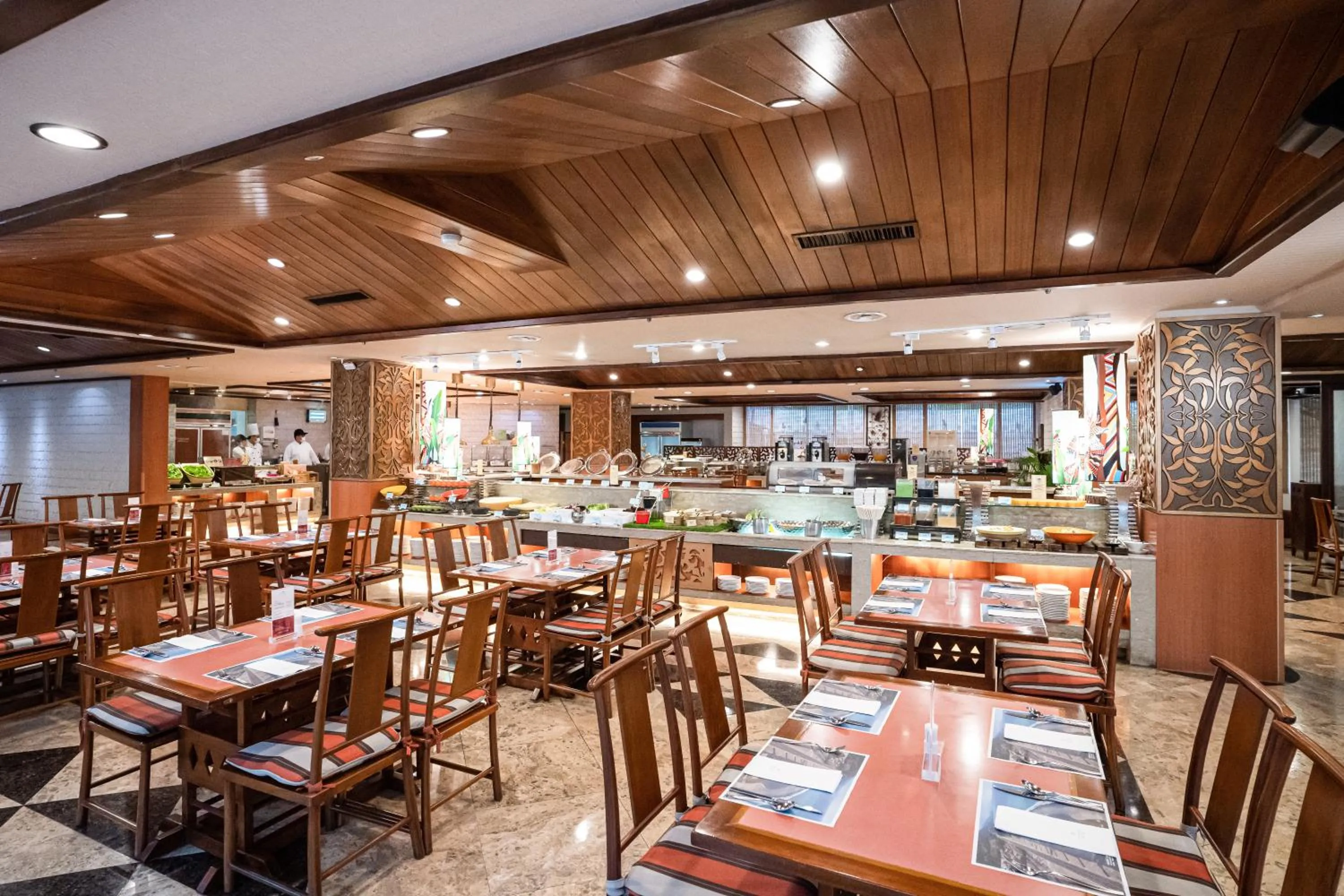 Restaurant/places to eat in Hotel Royal Chihpin