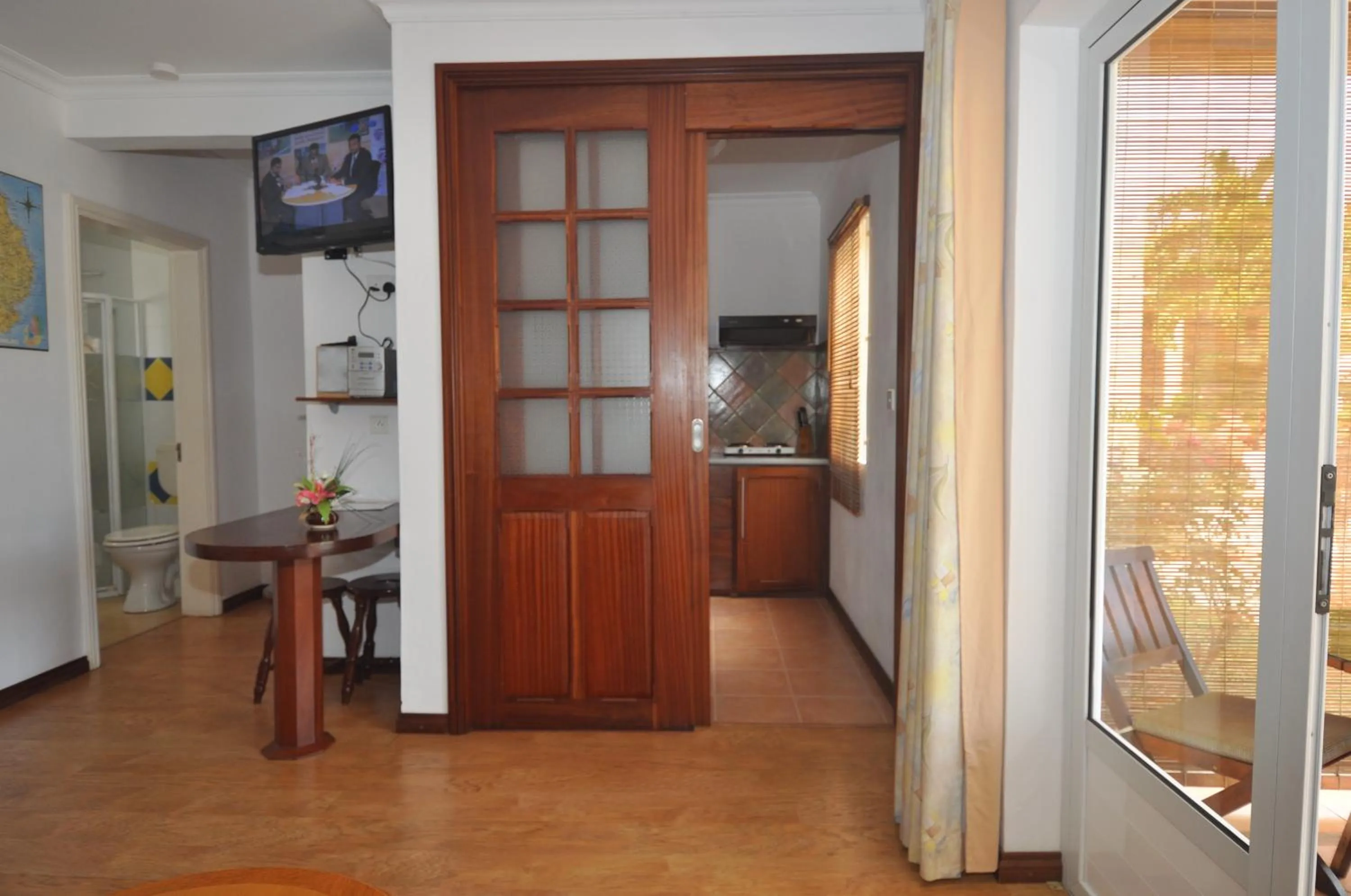 Kitchen or kitchenette in La Pointe Villas