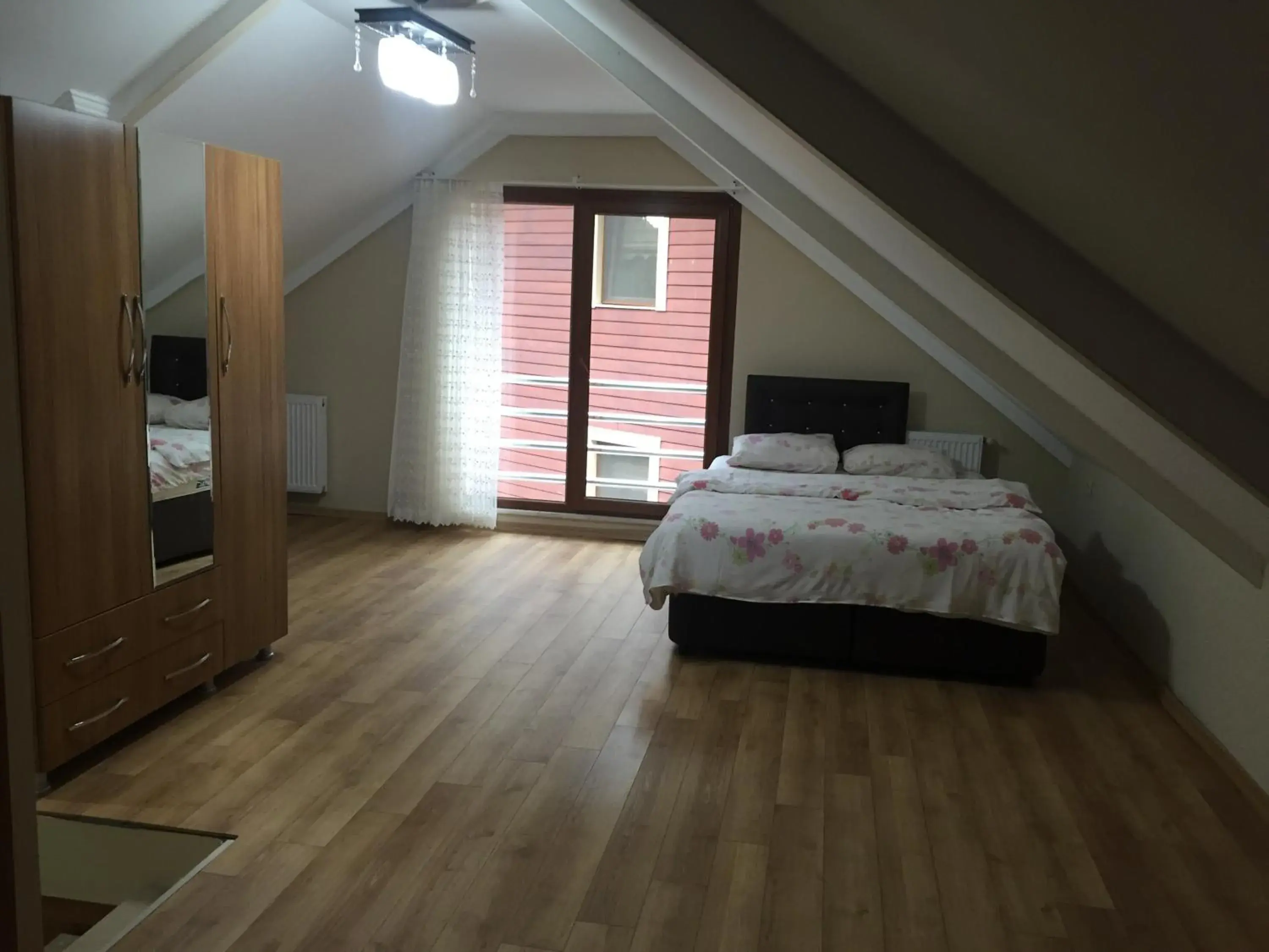 Two-Bedroom Villa with Balcony and River View in Uzungol Soylu Hotel Two-Bedroom Villa with Balcony and River View in Uzungol Soylu Hotel