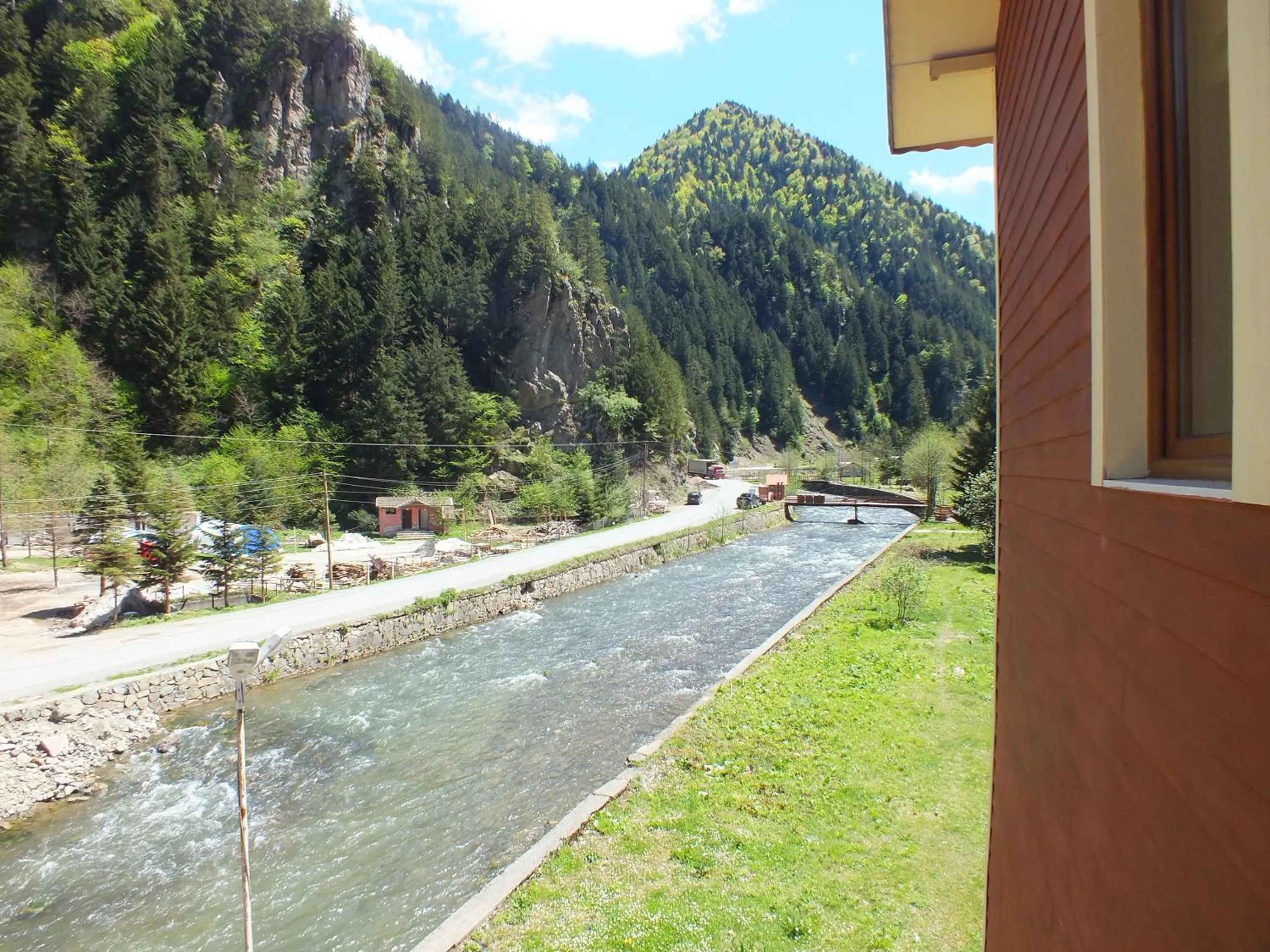 Garden view in Uzungol Soylu Hotel