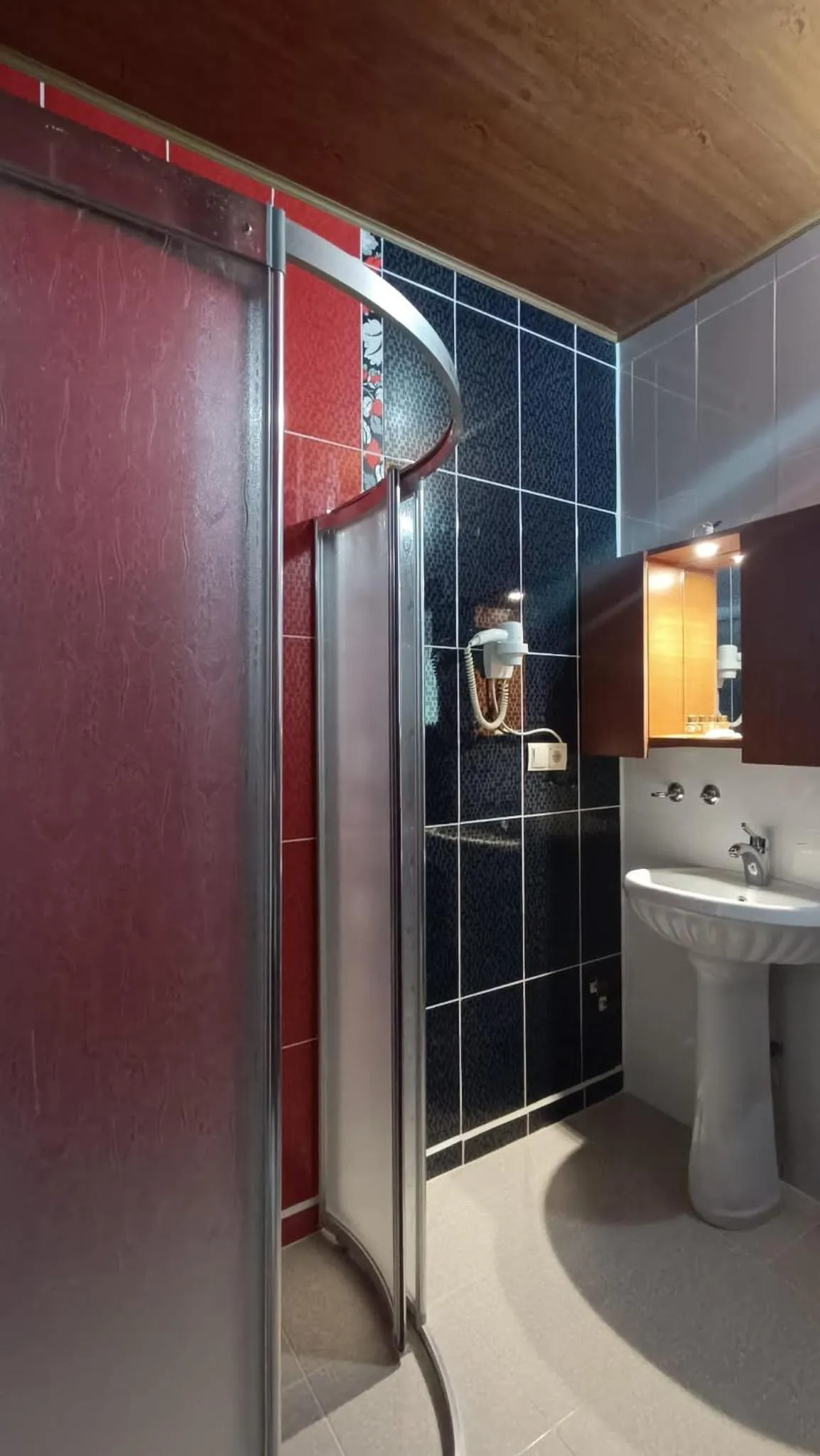 Shower in Uzungol Soylu Hotel