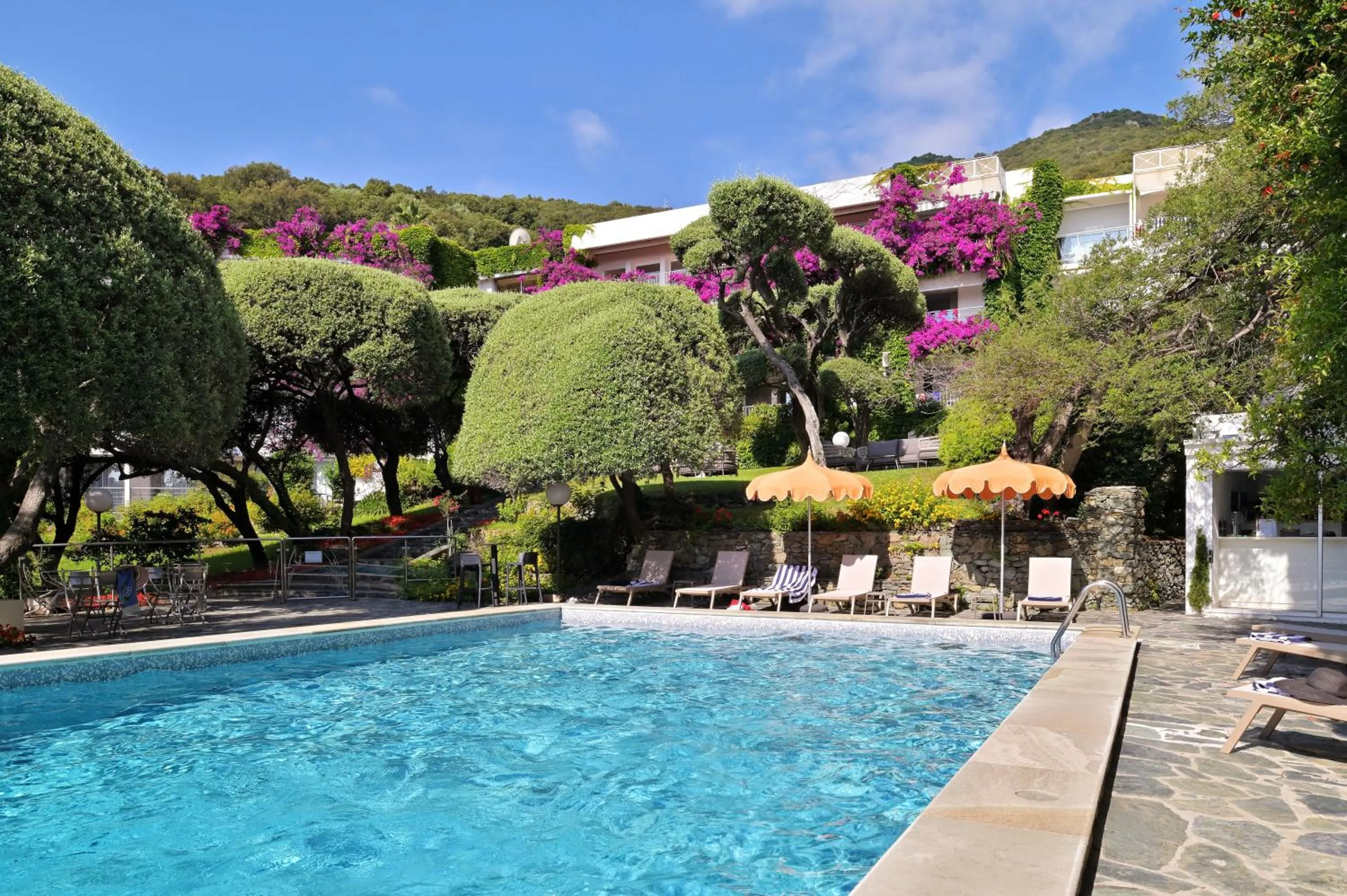 Spring in Hôtel Pietracap