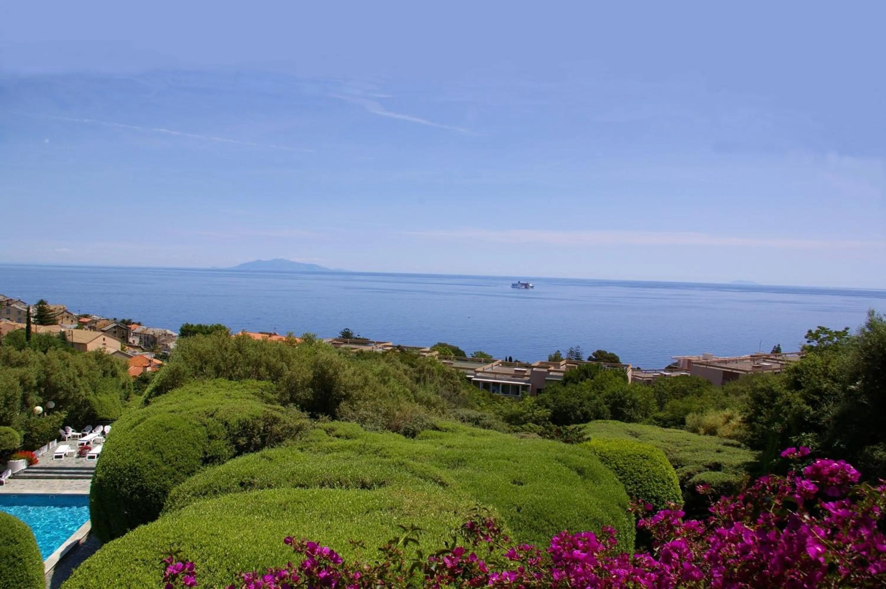 View (from property/room) in Hôtel Pietracap