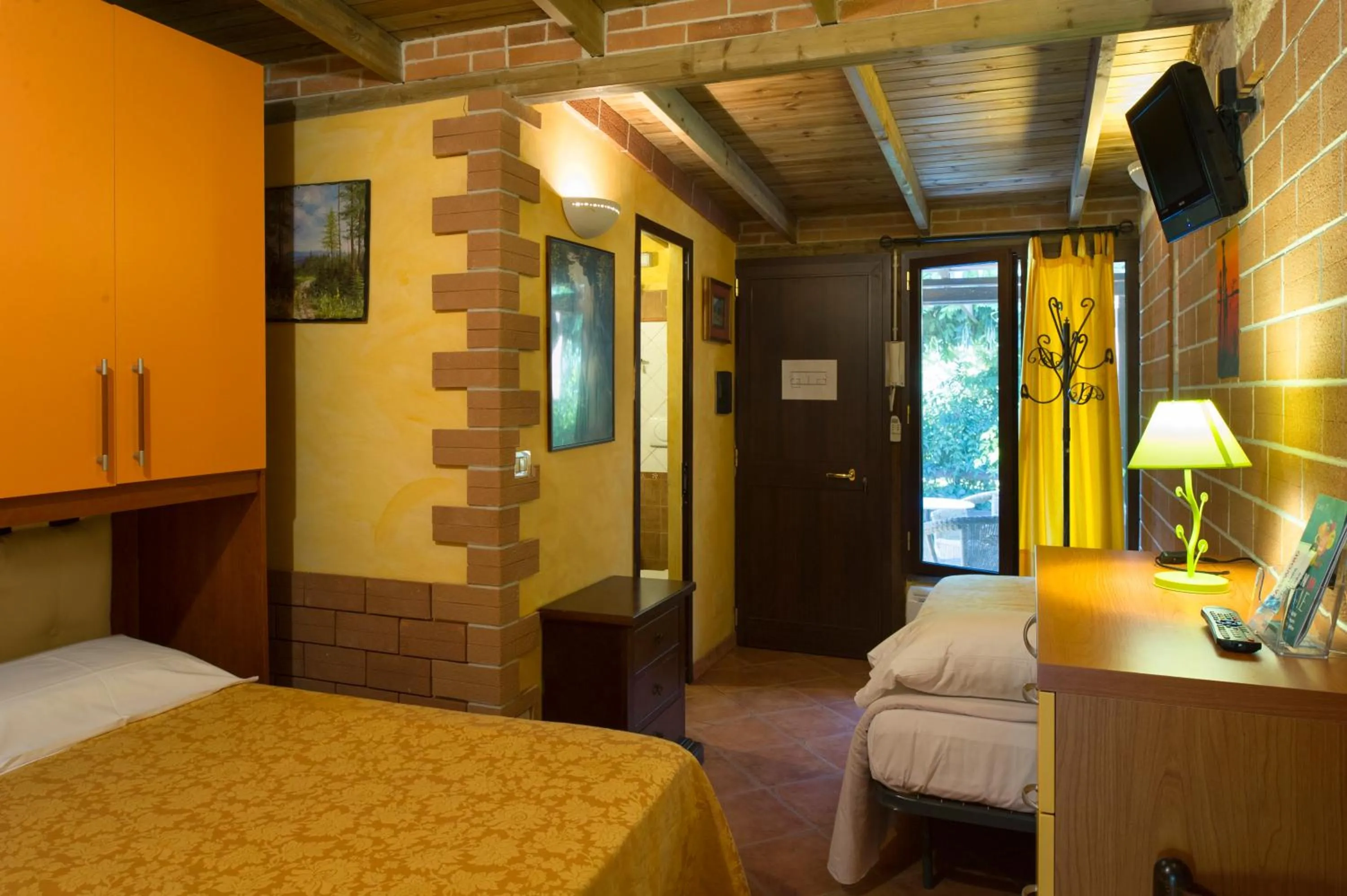 Bedroom, Bed in La Locanda di Decima